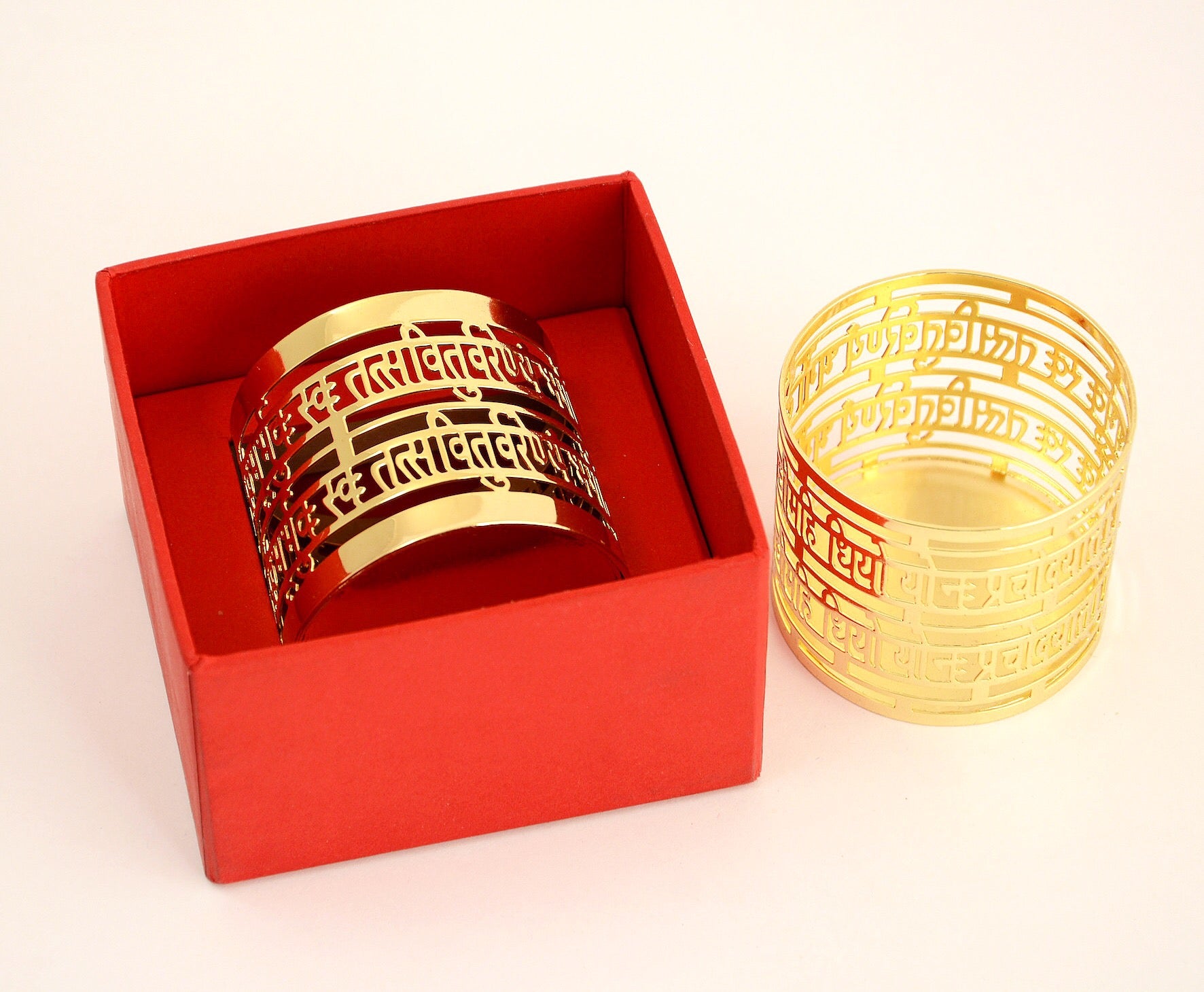 Mantra tea light holders