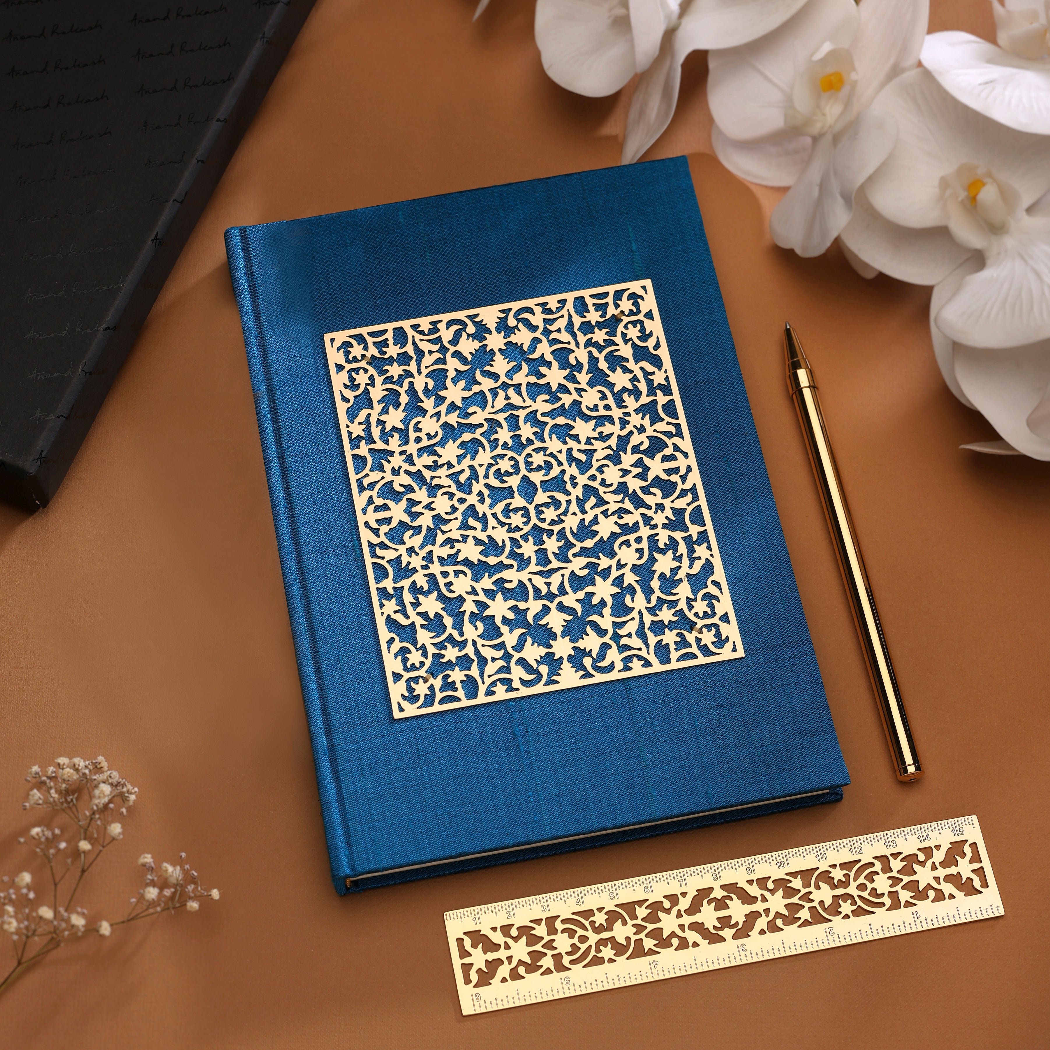 #style_turquoise silk