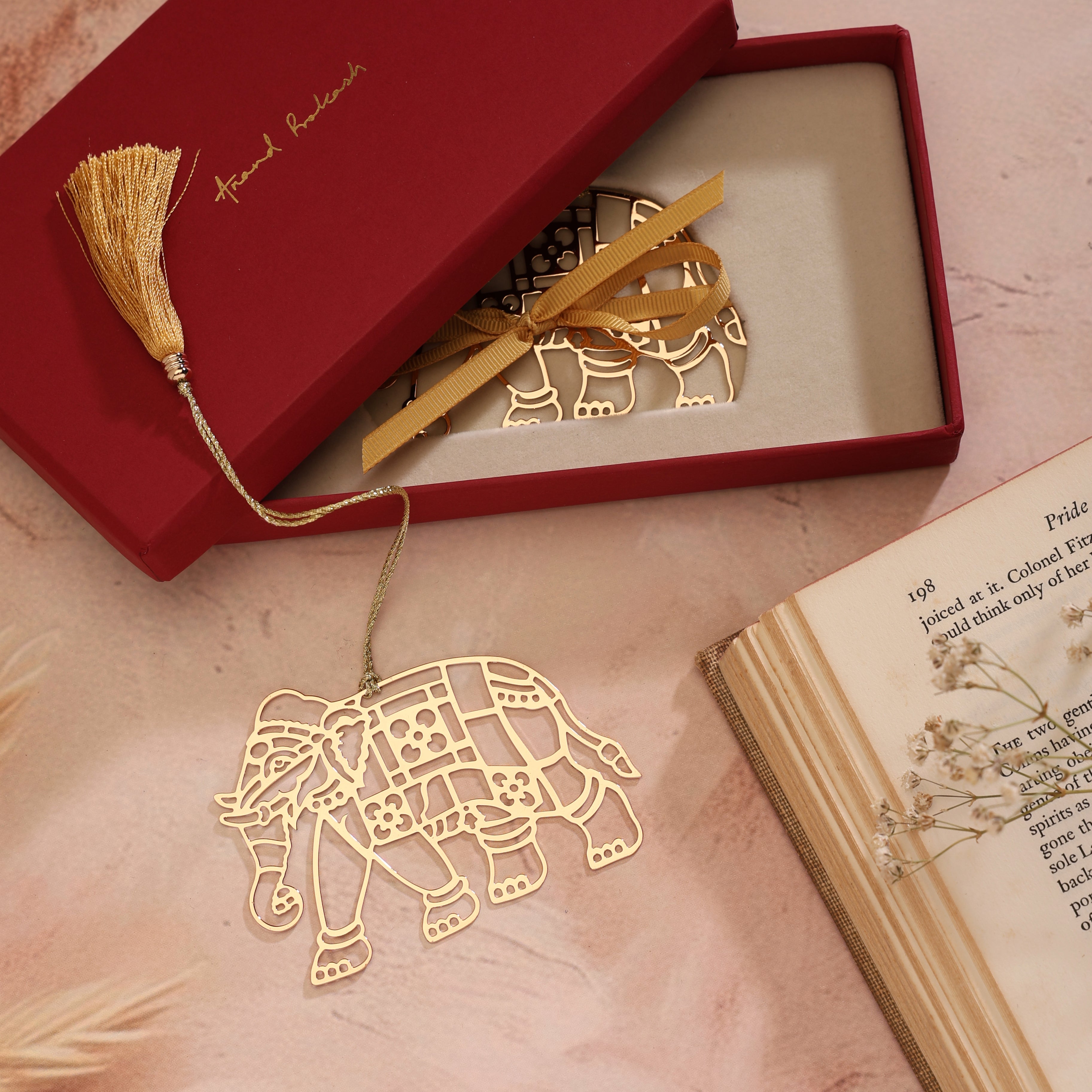 #coating_Gift Box & Bookmark Elephant N