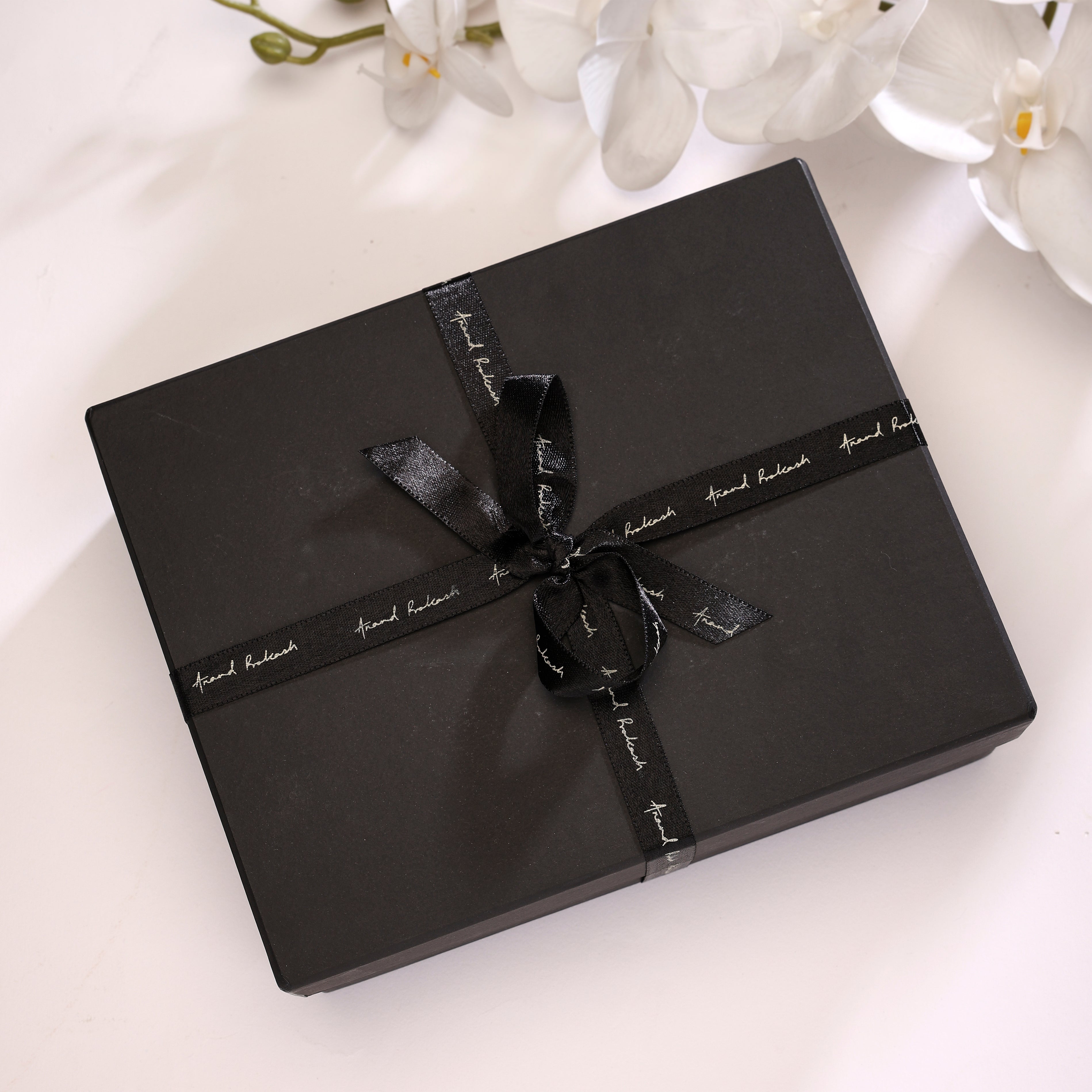 Large Decorative Chess Pieces - King & Queen