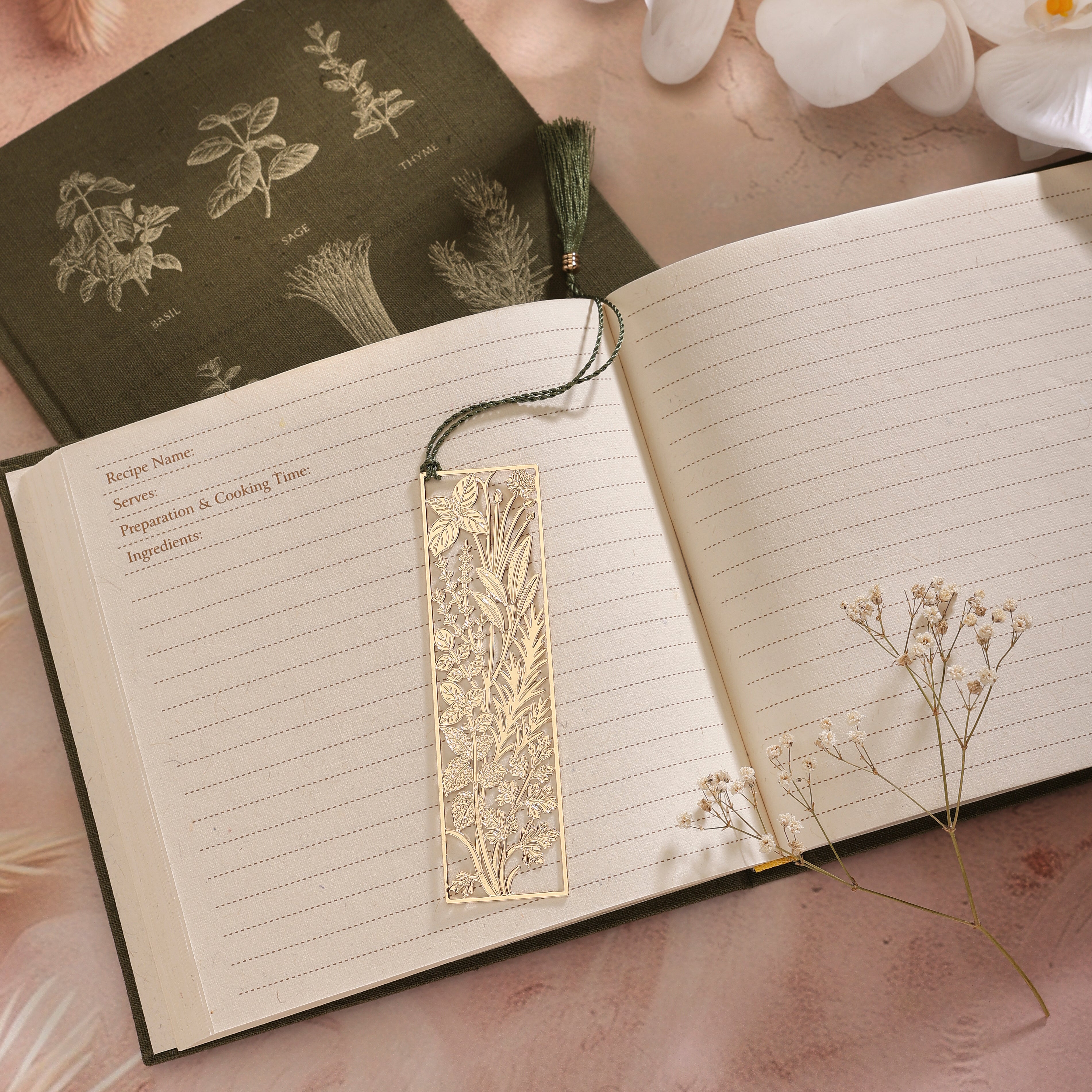 A Garden for the Kitchen — Handcrafted Recipe Book Gift Set