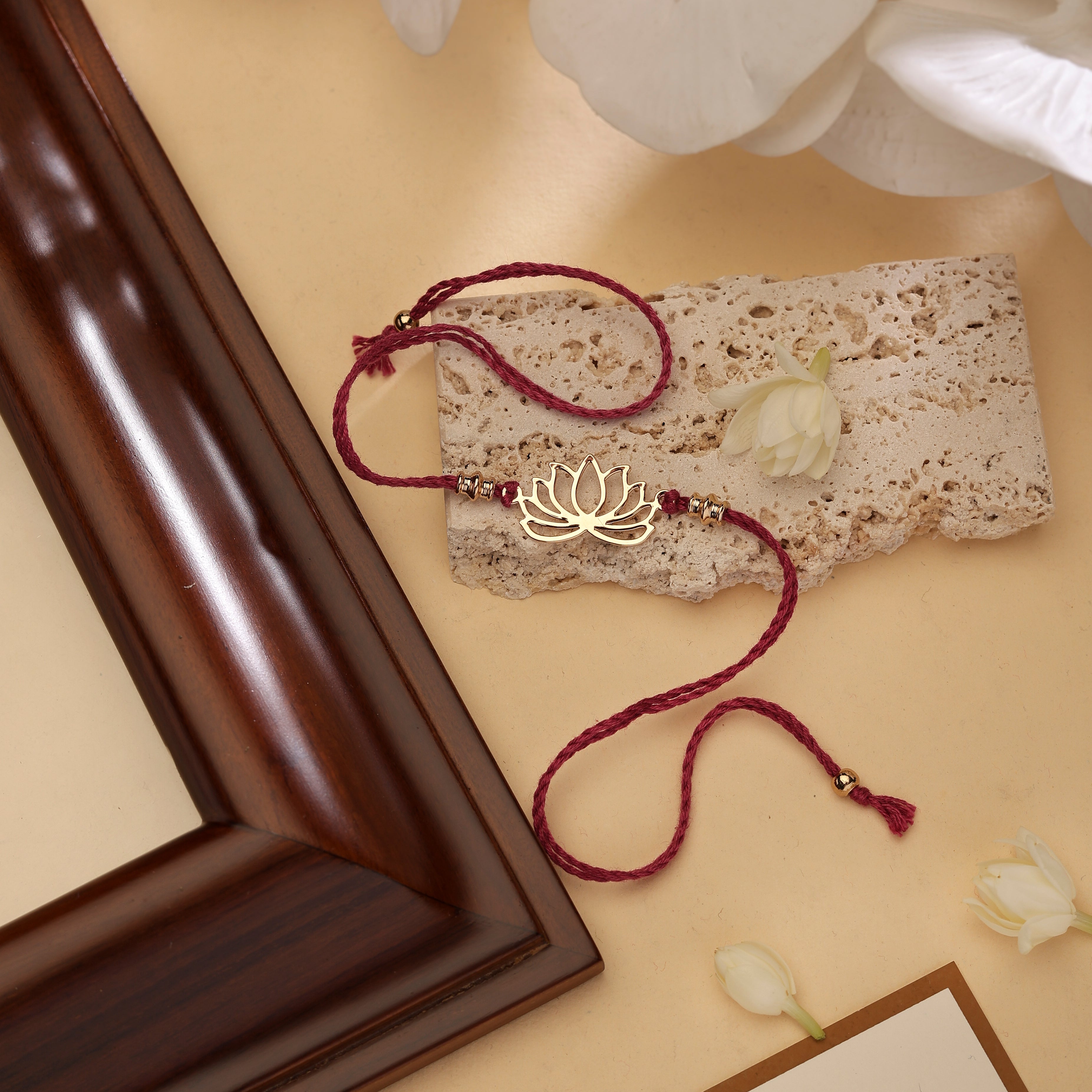 Rakhi Gift Box - Shrinath Ji of Nathdwara Goldplated Frame