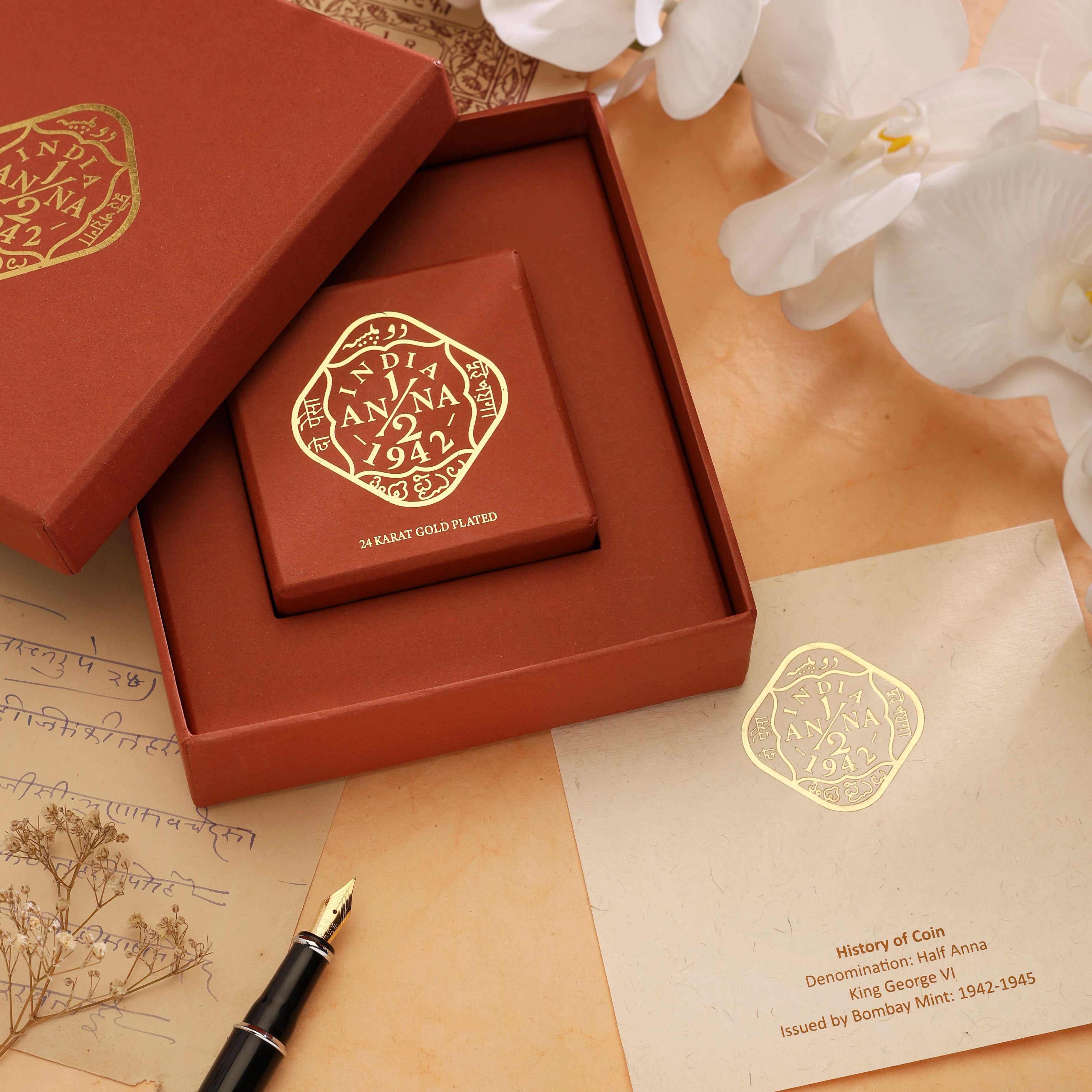 Paperweight Half Anna