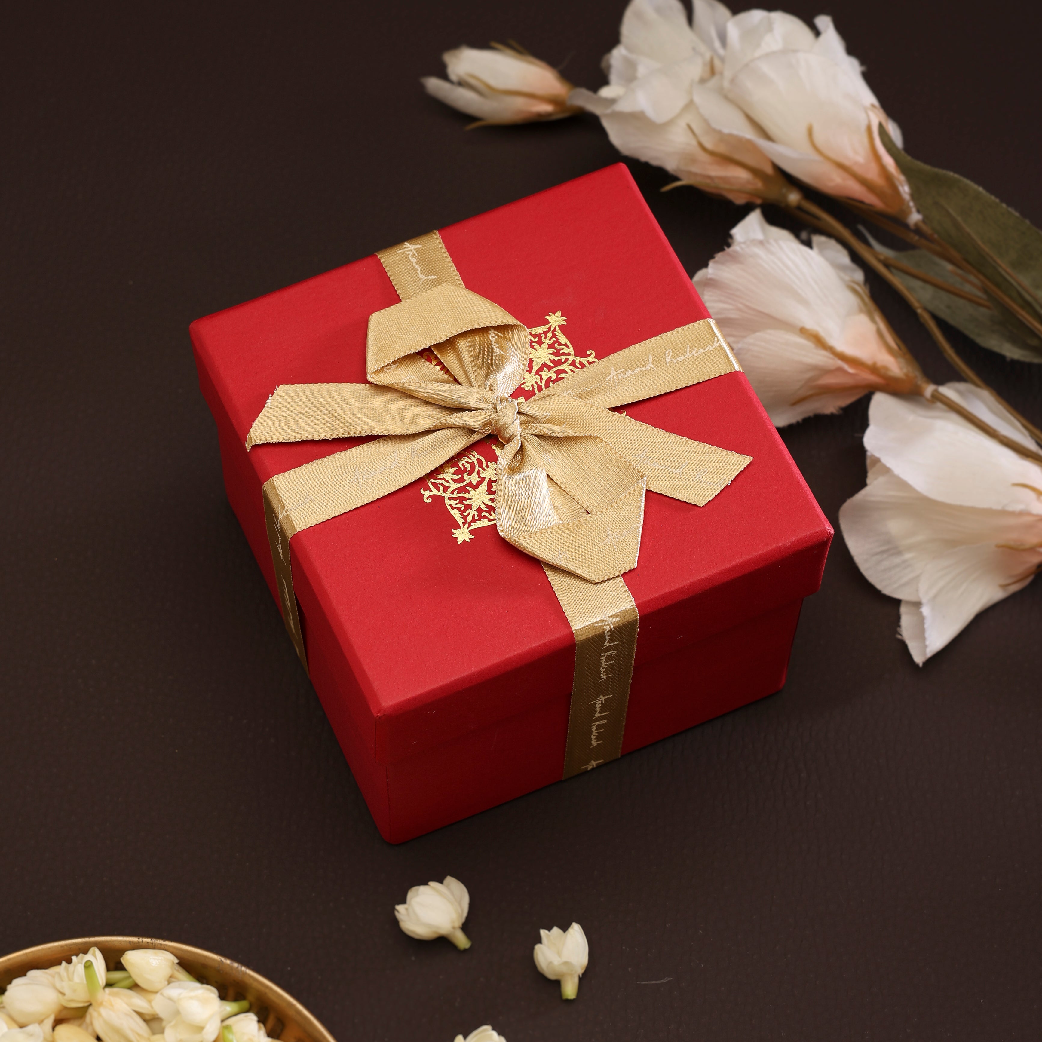 Tea Light Holder Circular Gayatri Mantra - Marble & Brass