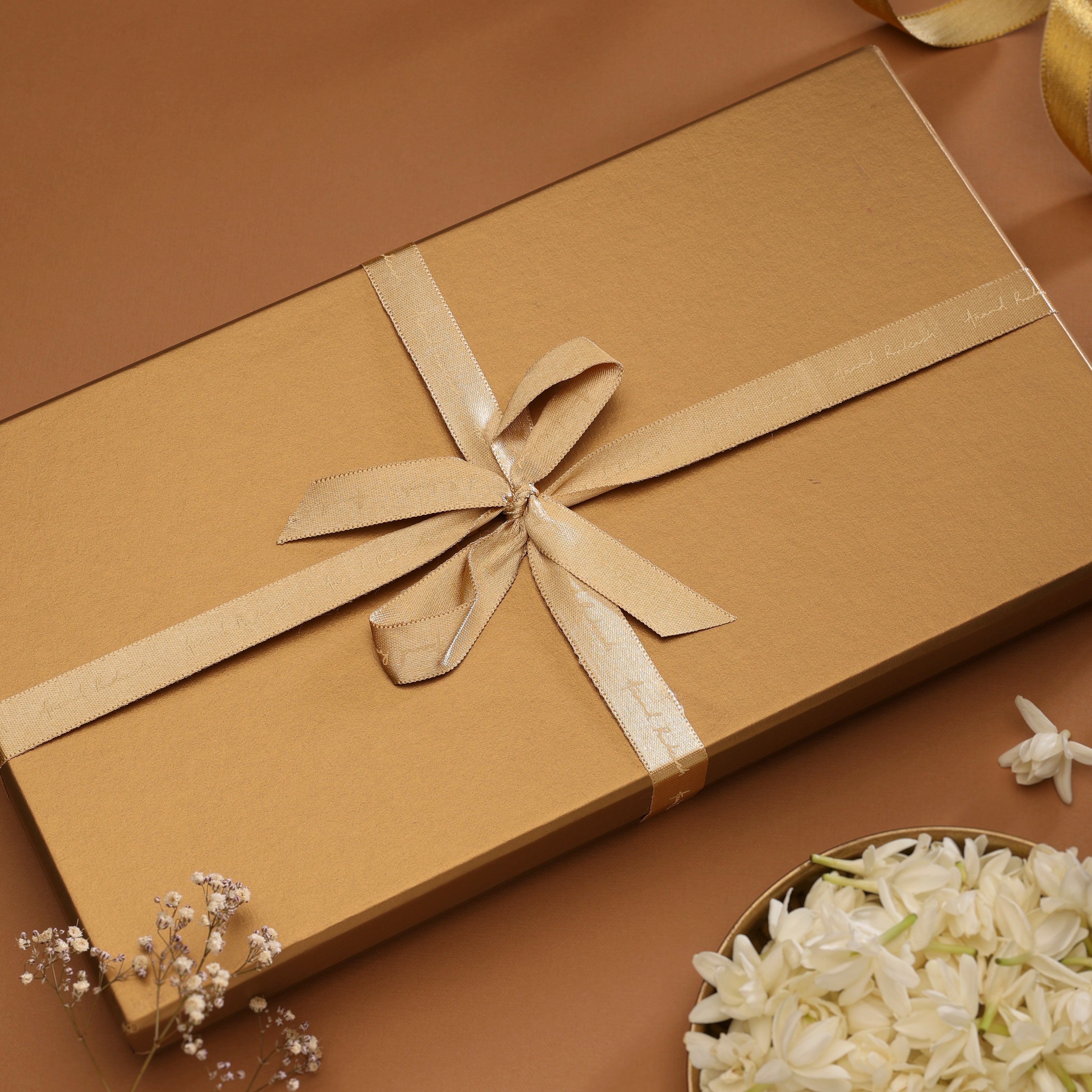 Gift Set - Sri Ganesha & Door Hanging