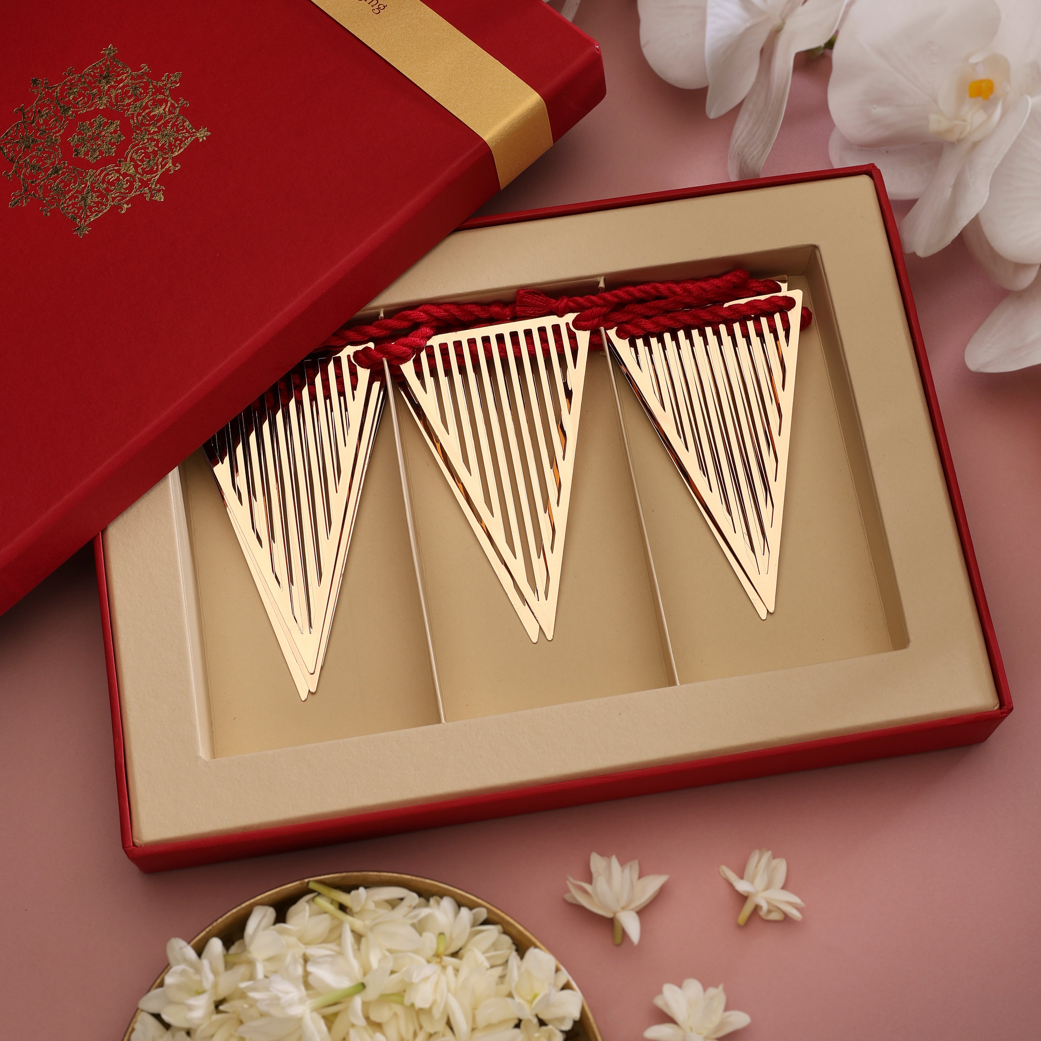 Decorative Door Hanging Triangle With Lines