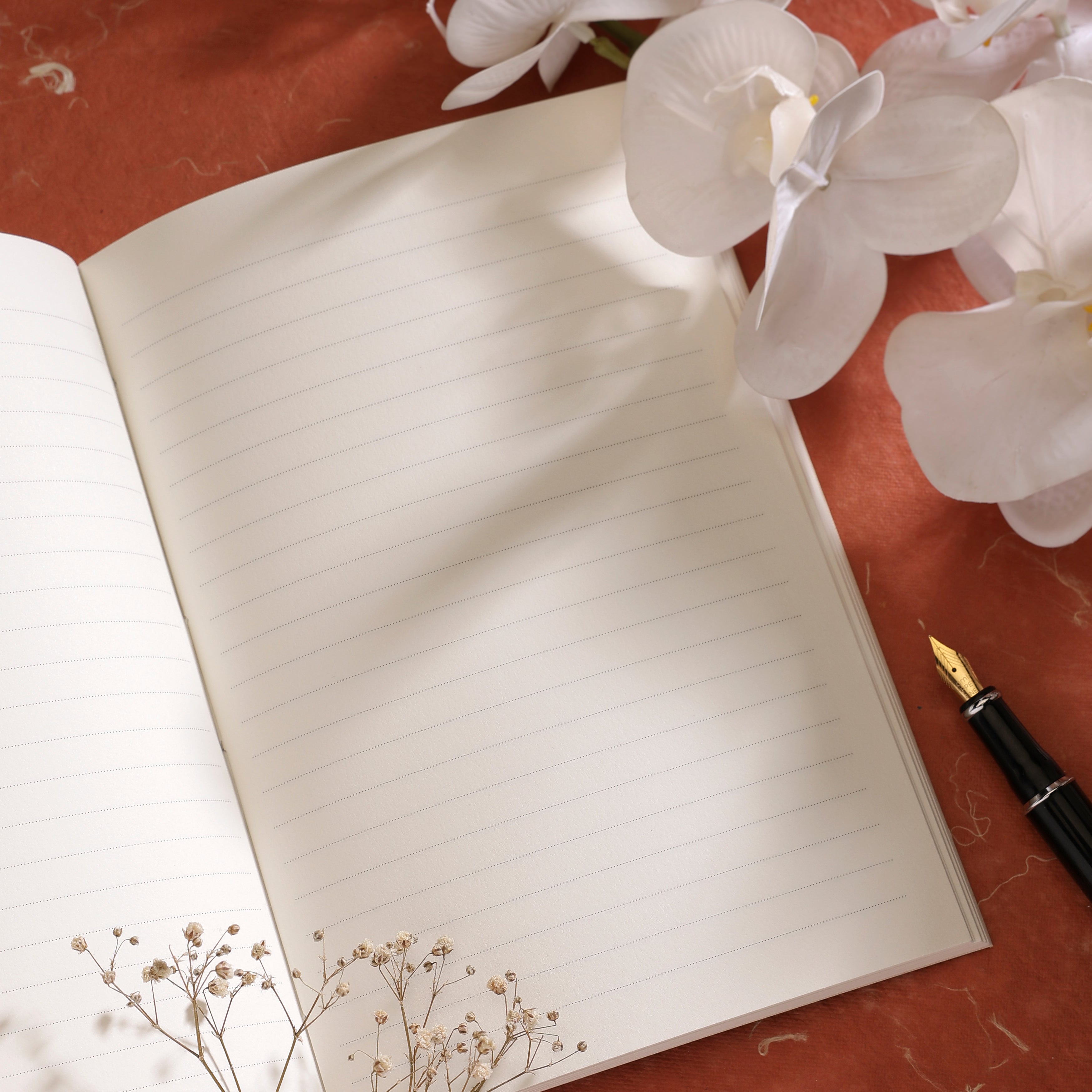 AUREA Leather Journal - Antique Gold