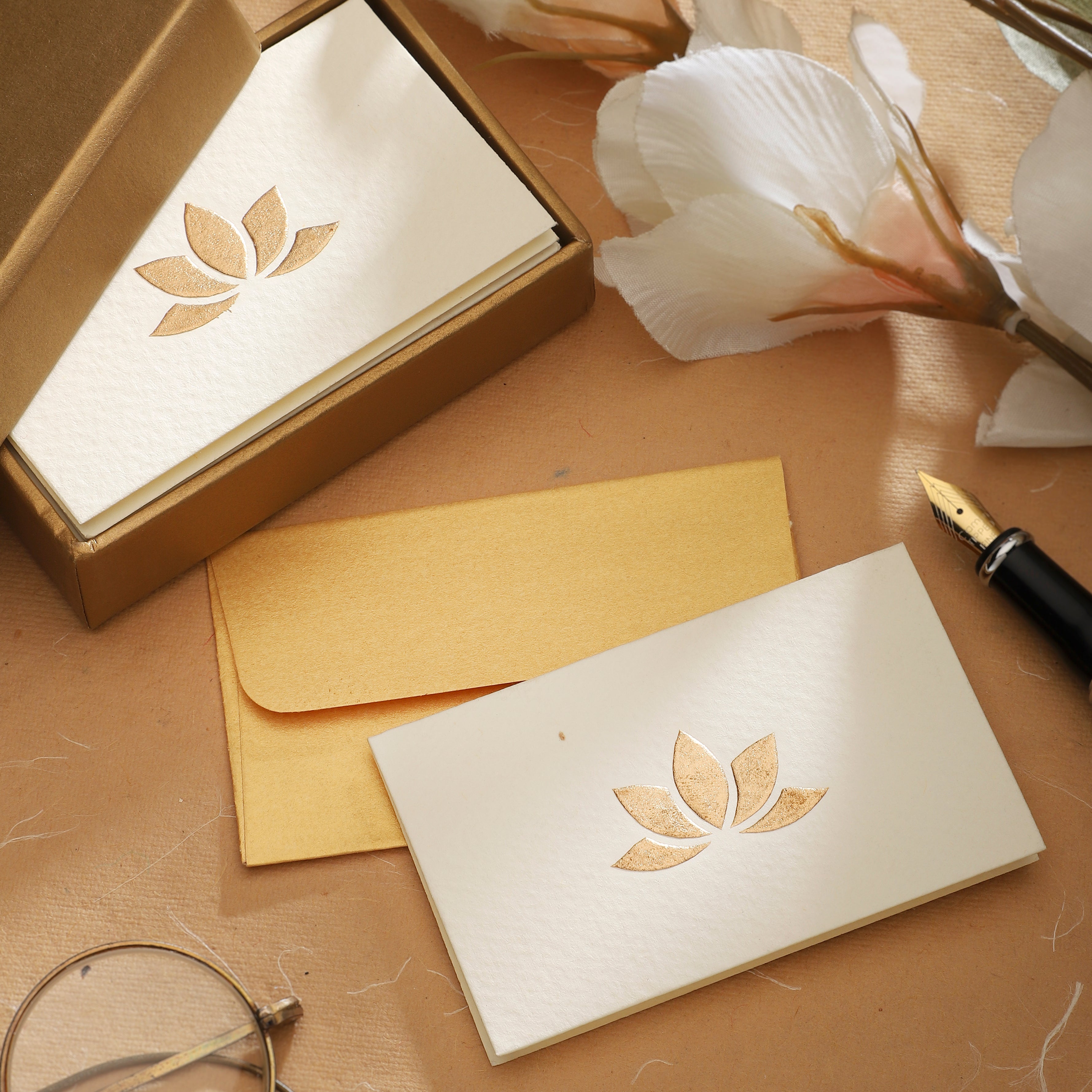 #style_Lotus Gift Tags & Envelopes - 10pcs (85 x 52 mm)