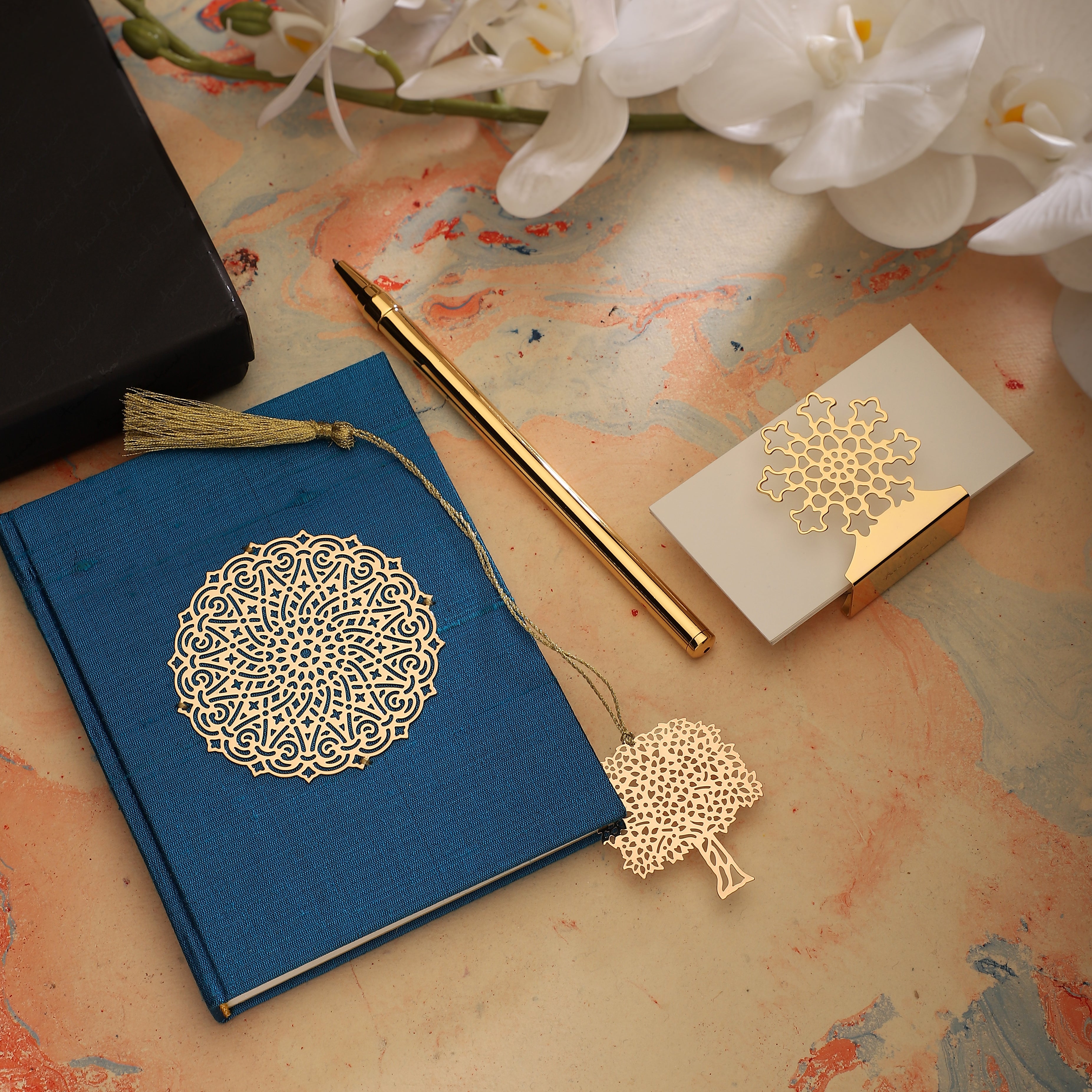 #style_Turquoise Raw Silk