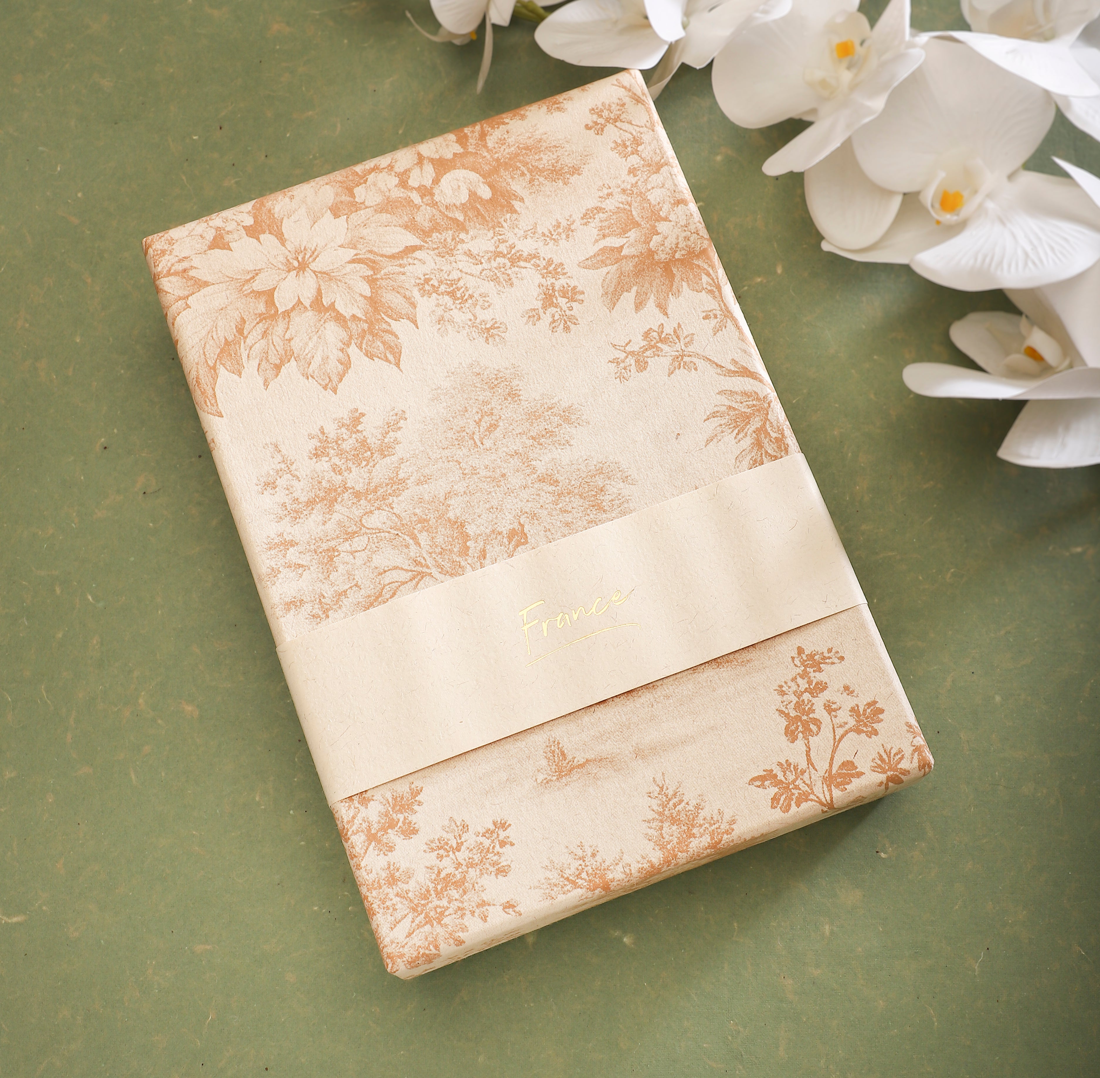 Gift Box - Paris Theme | Anand Prakash