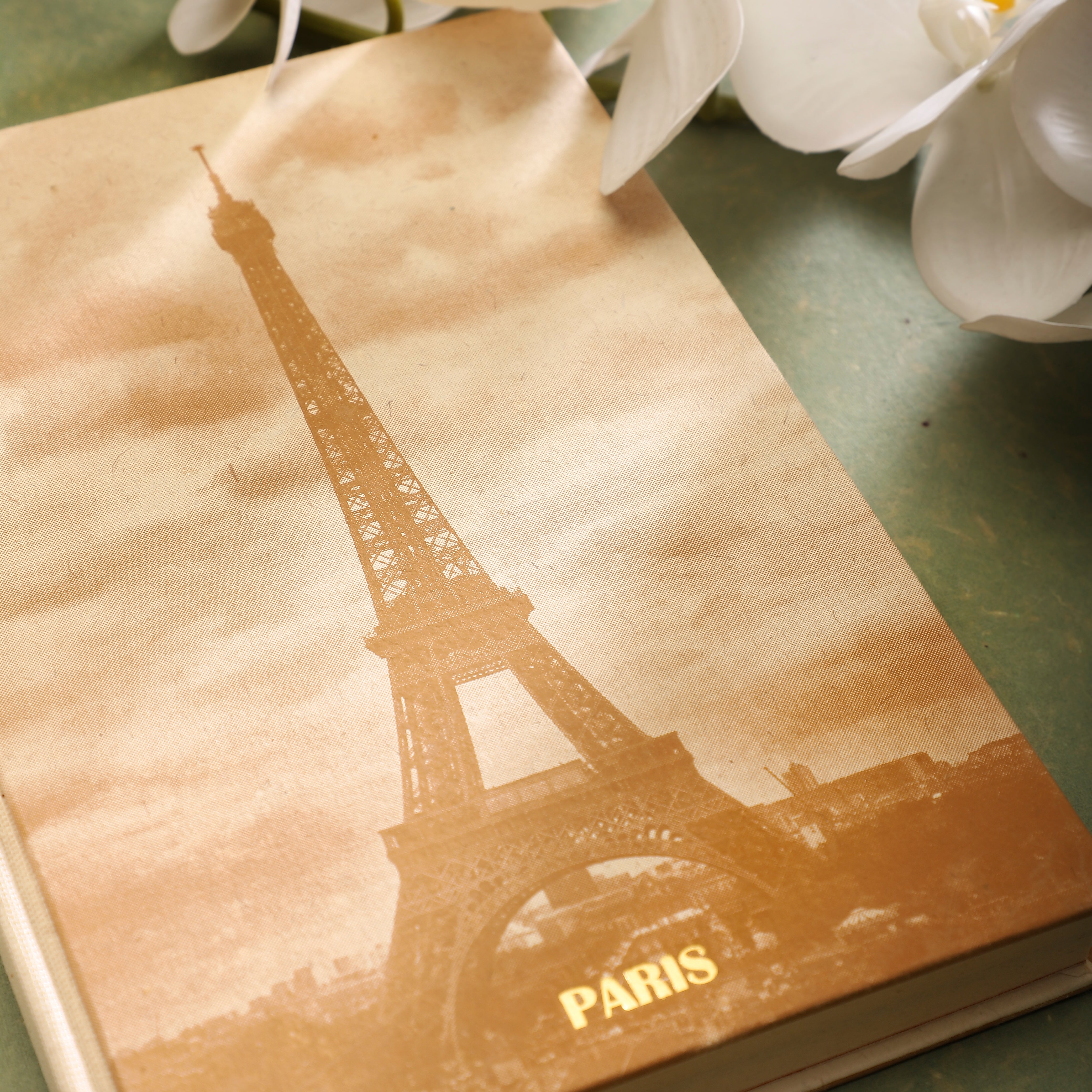 Gift Box - Paris Theme | Anand Prakash