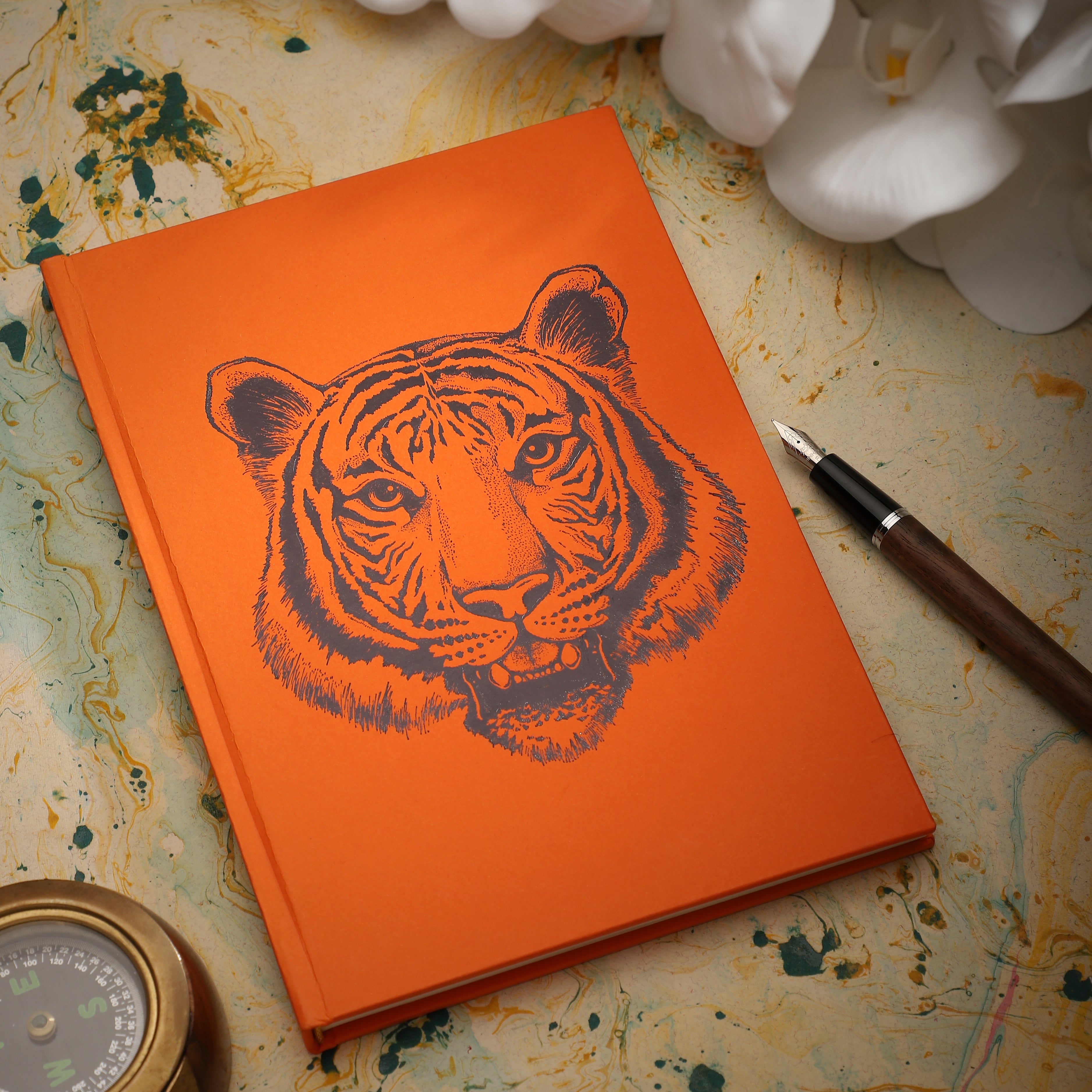 #style_Indian Orange Ruled