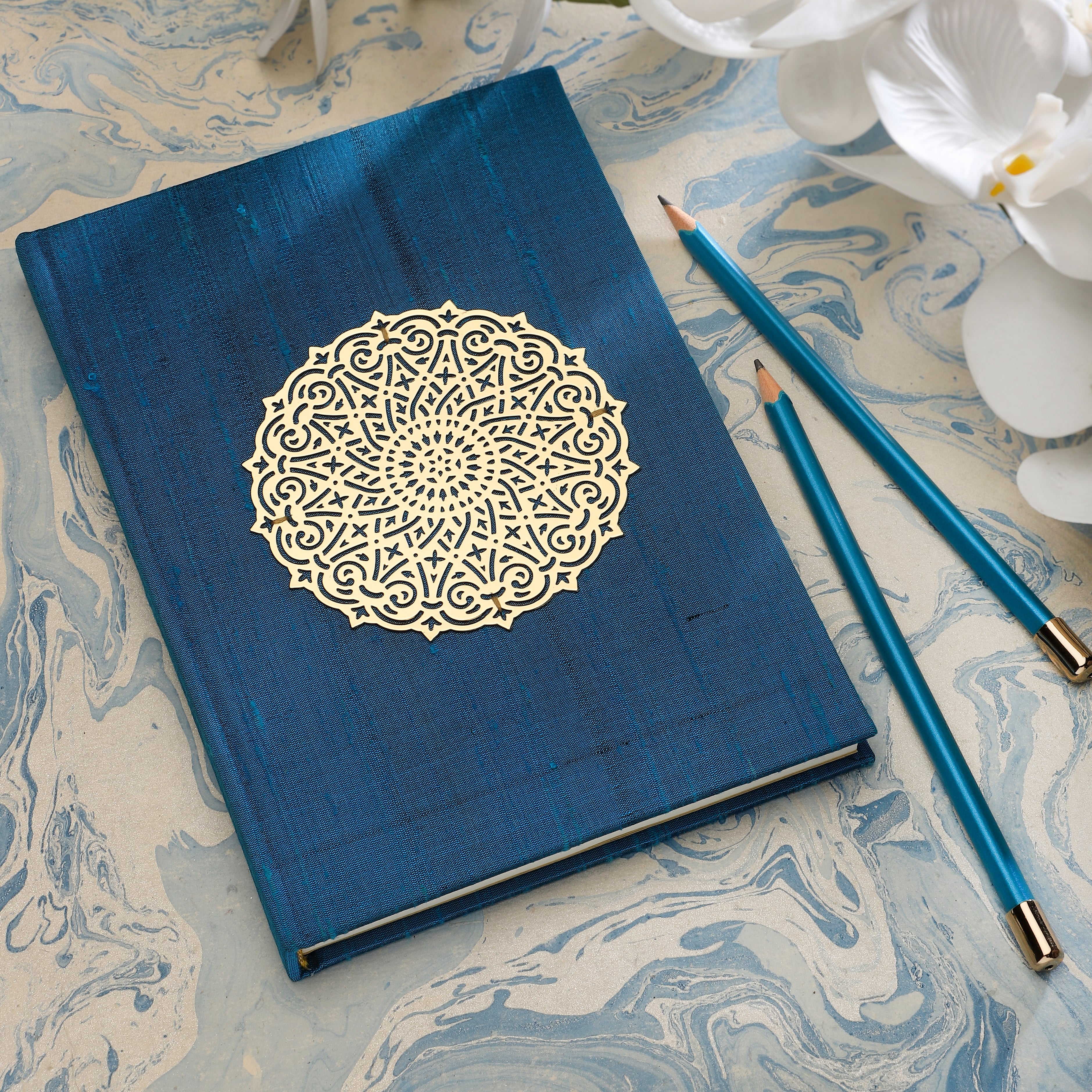 #style_Turquoise Raw Silk Gift Set