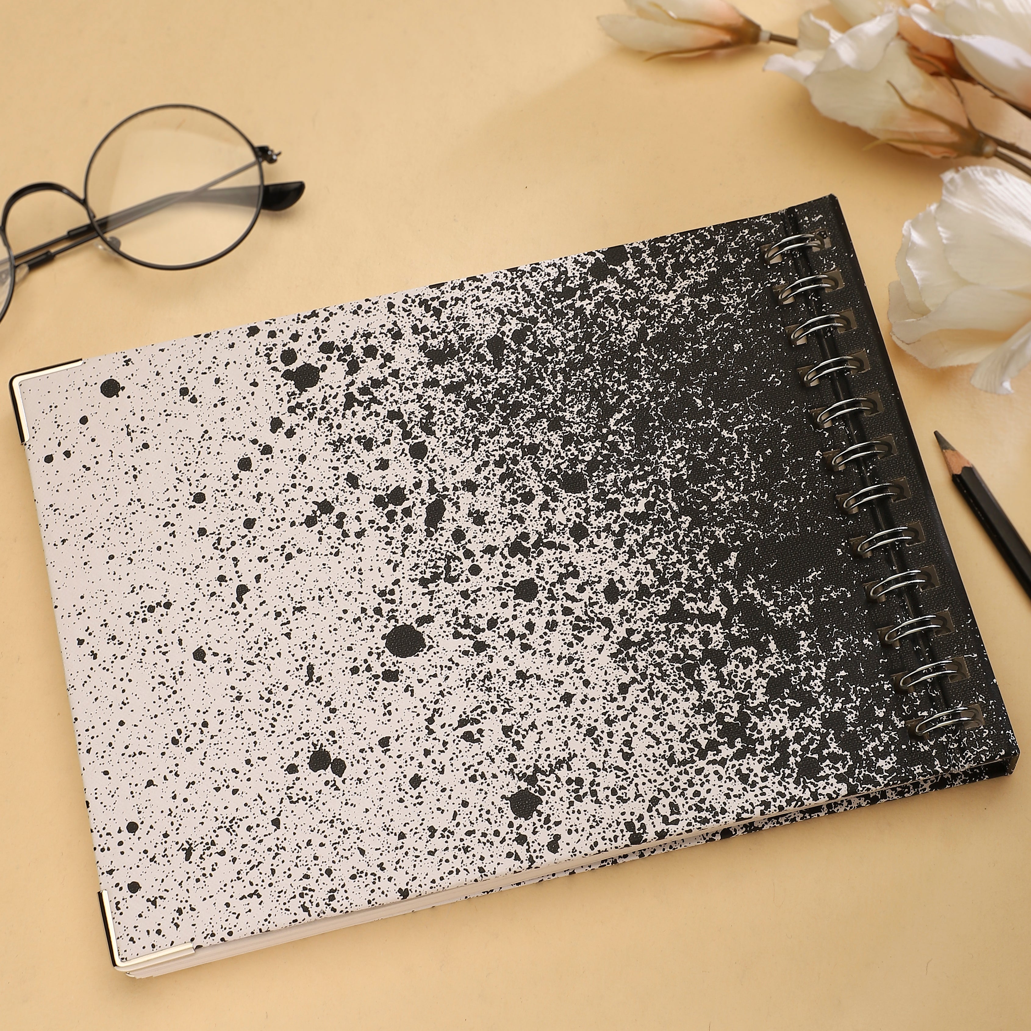 Studio Noire - My Sketch Book | Anand Prakash