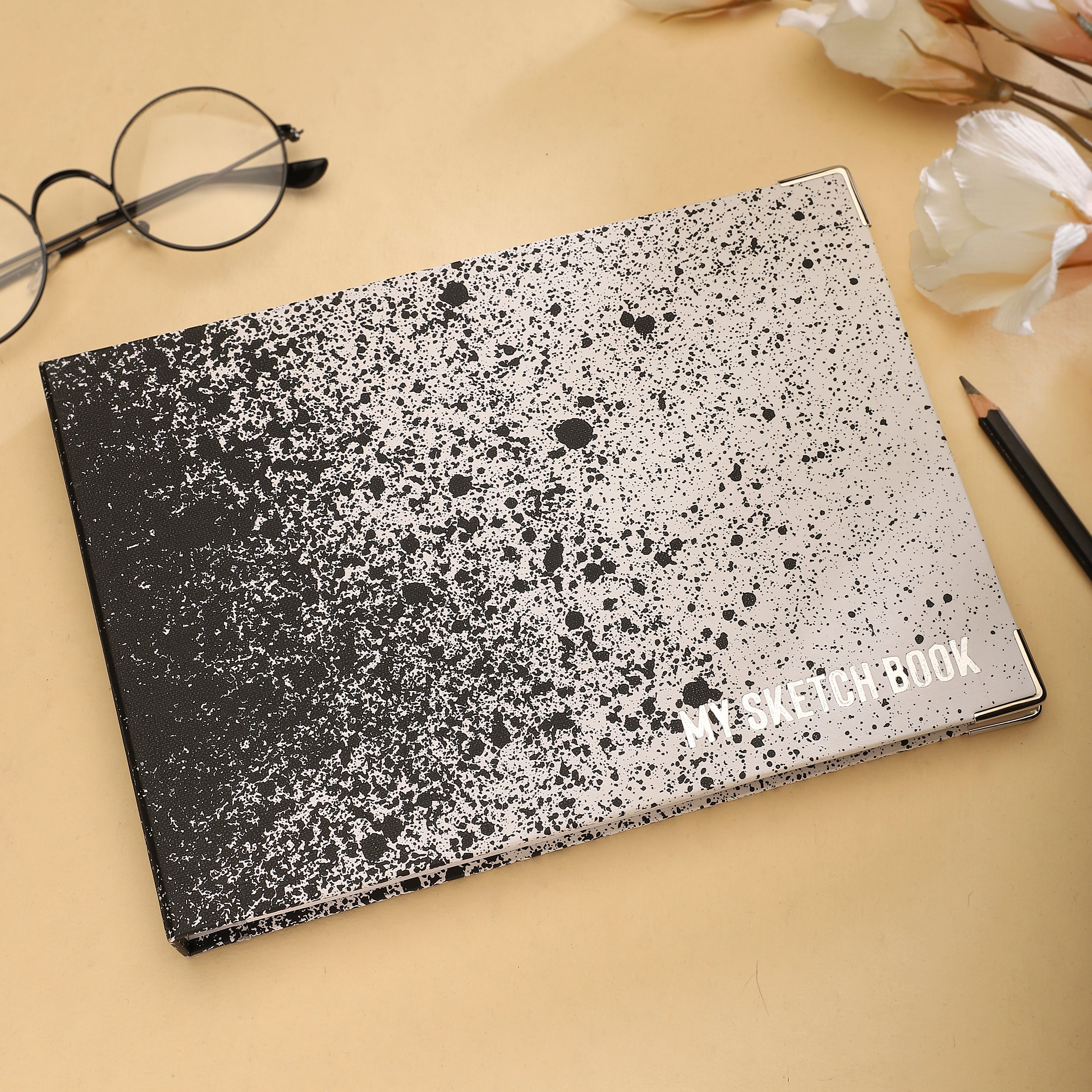 Studio Noire - My Sketch Book | Anand Prakash