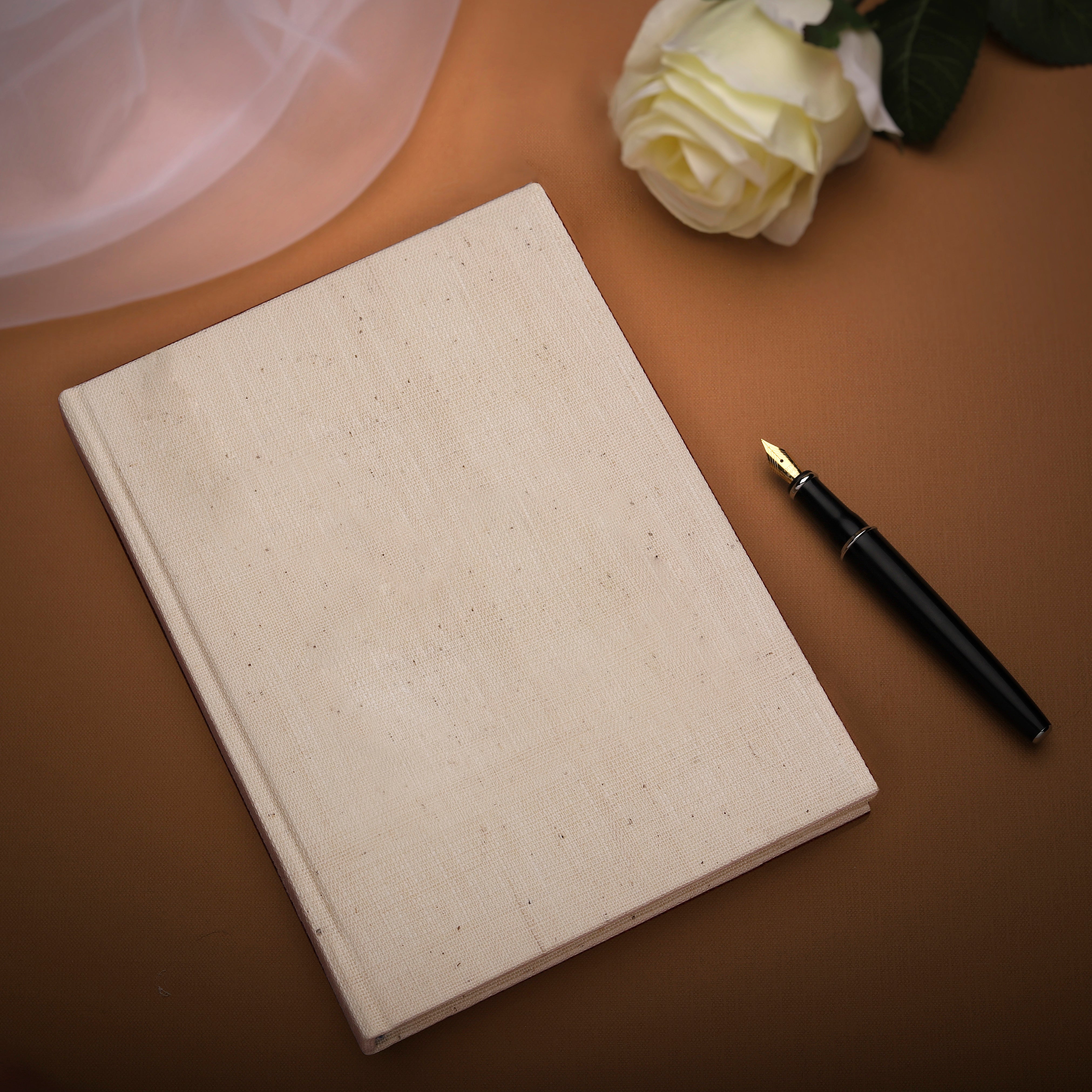 #size_Large(14.3 x 21.1 cm)