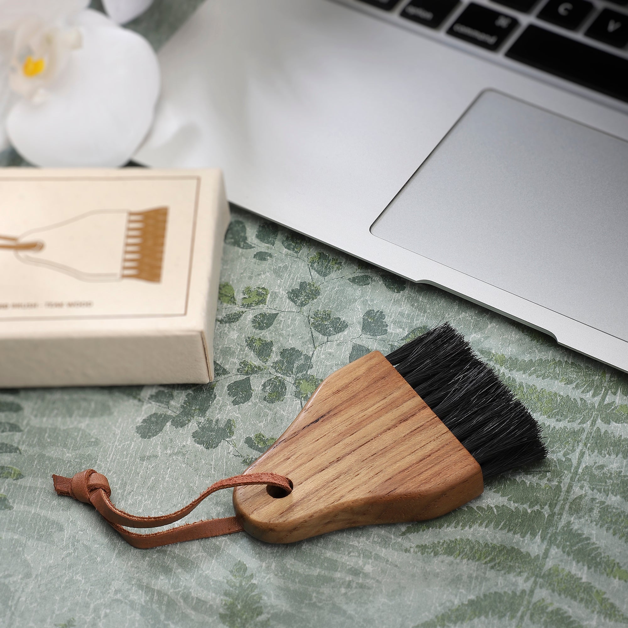 Keyboard Brush - Teak Wood | Anand Prakash