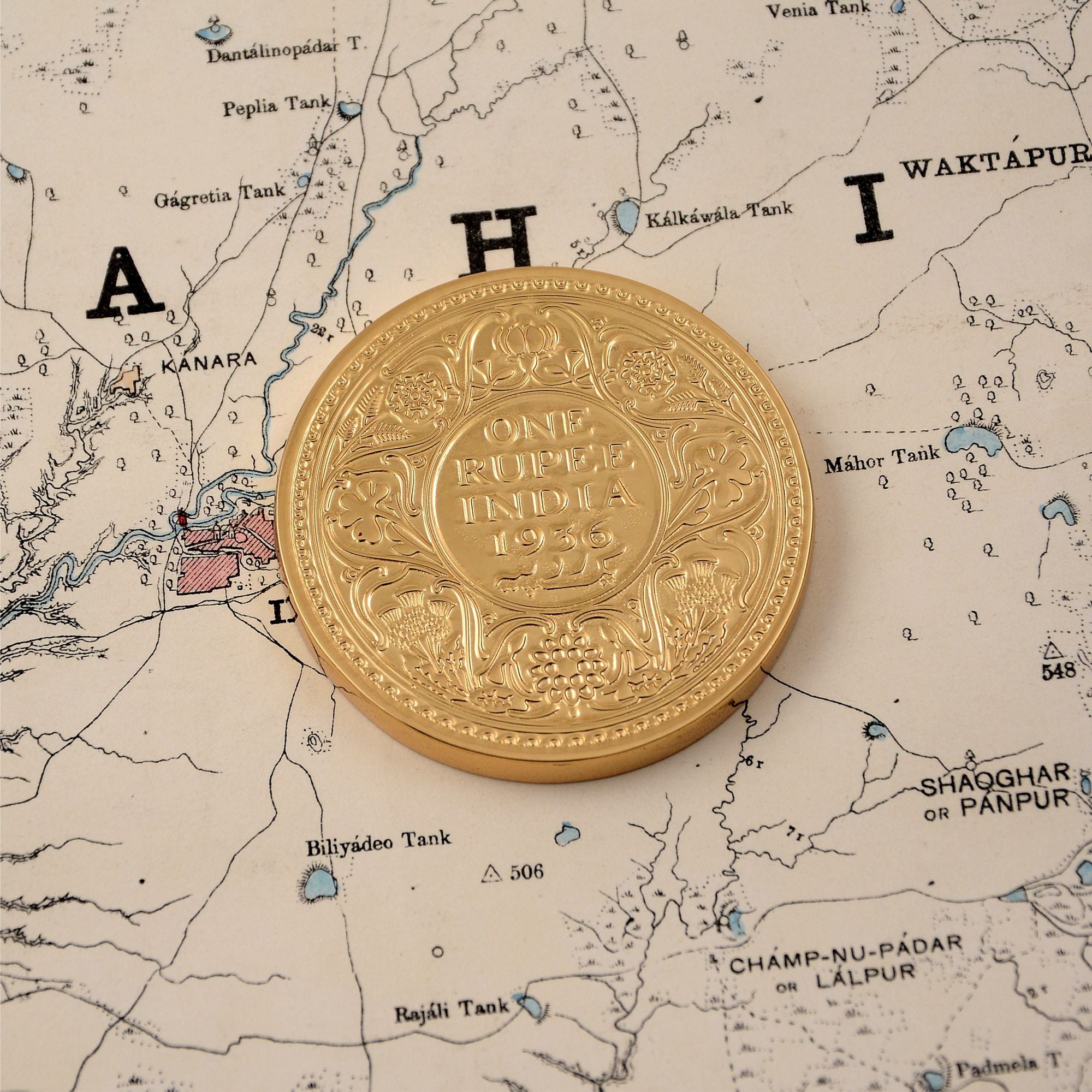 Paperweight One Rupee | Anand Prakash