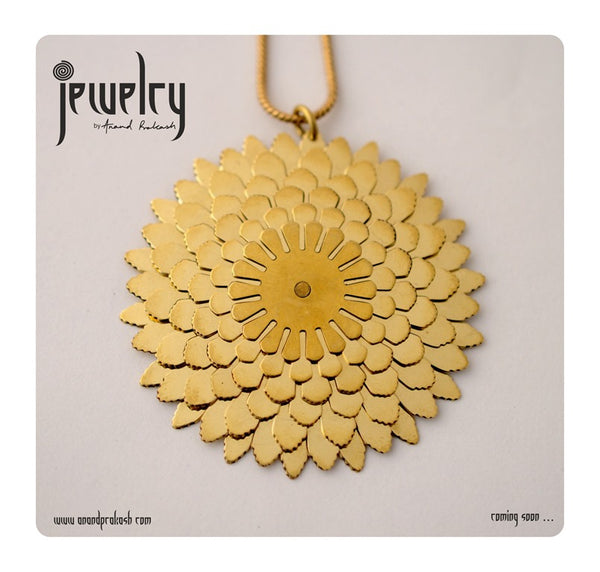 Jewelry inspired from a marigold flower