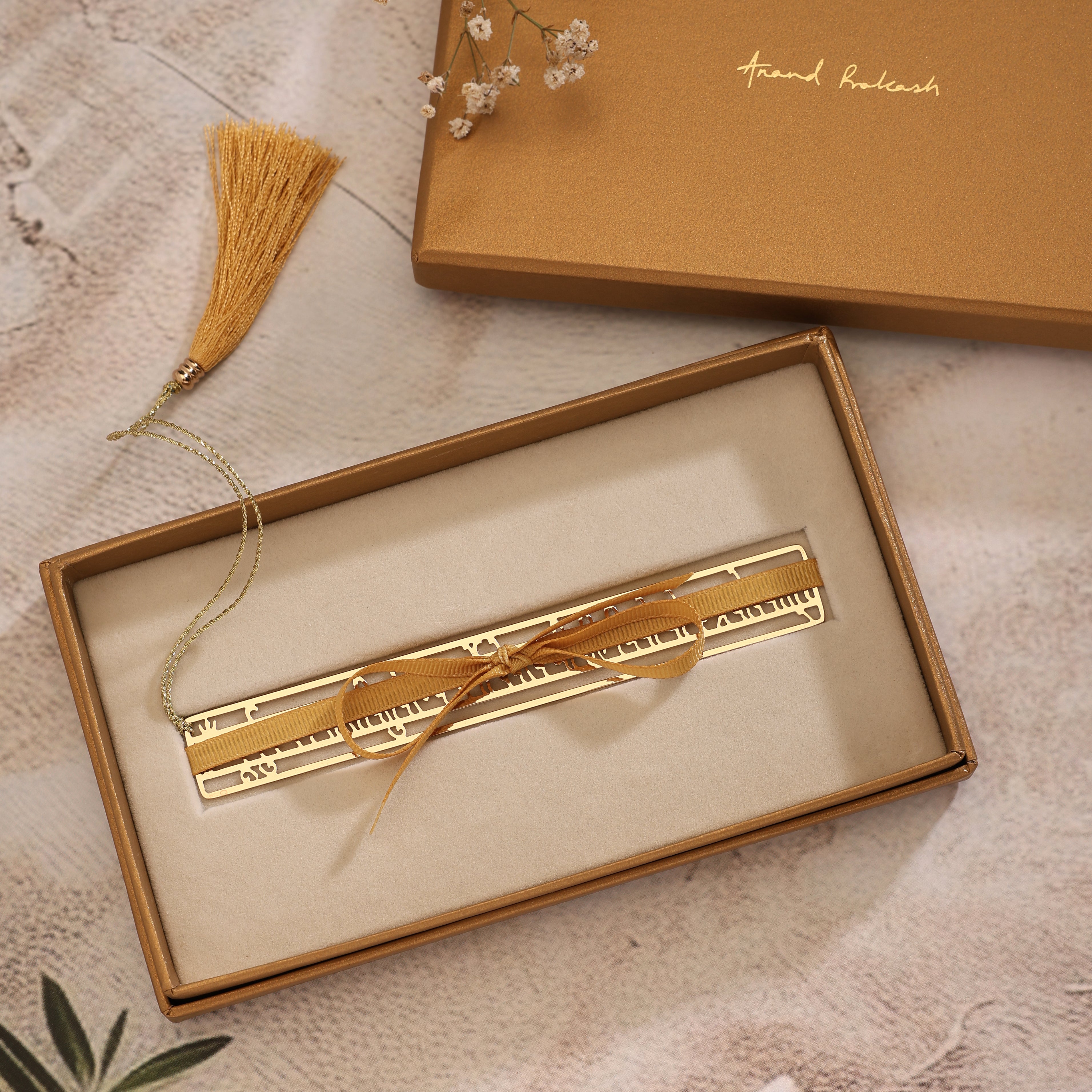 #coating_Gift Box & Bookmark Gayatri Mantra
