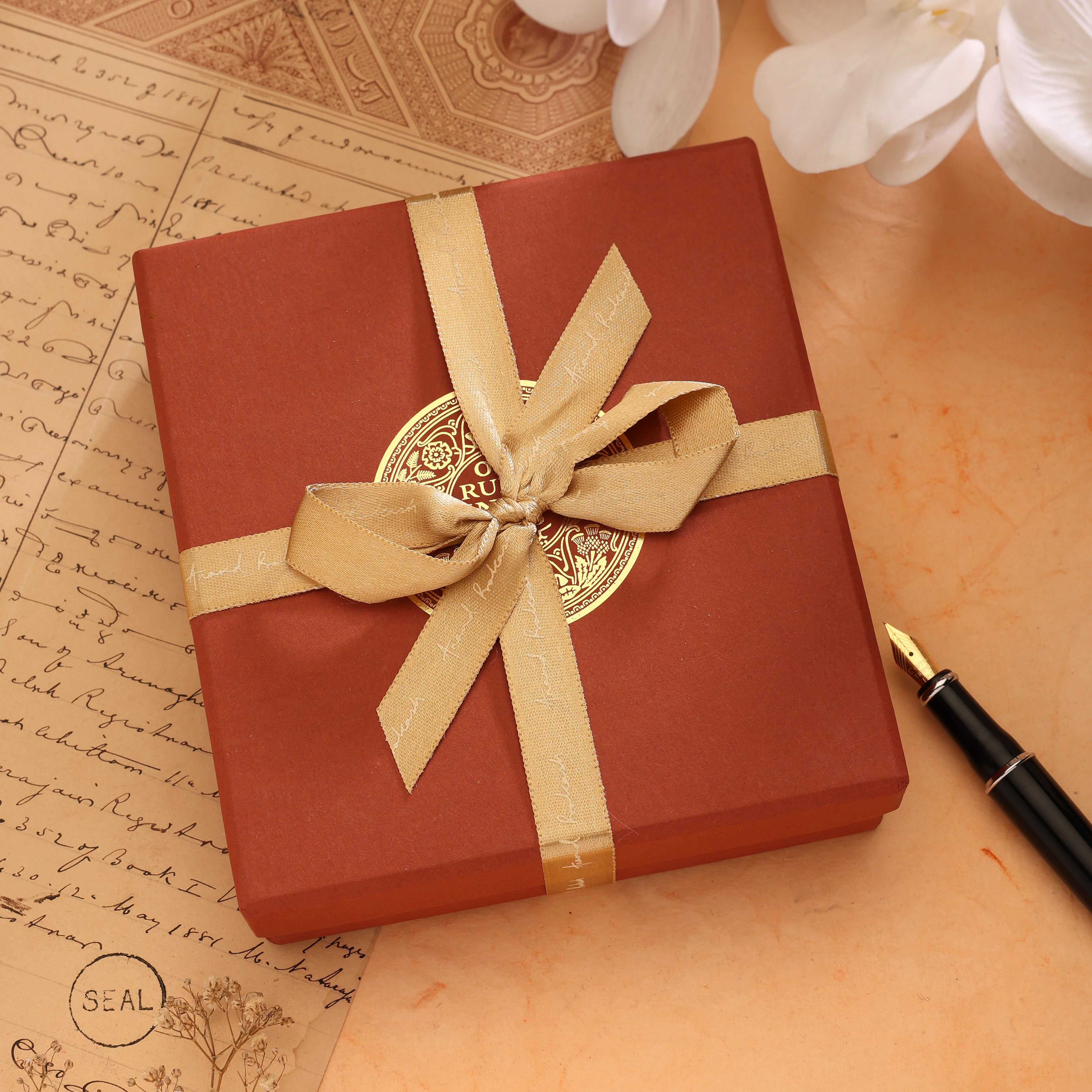 Paperweight One Rupee