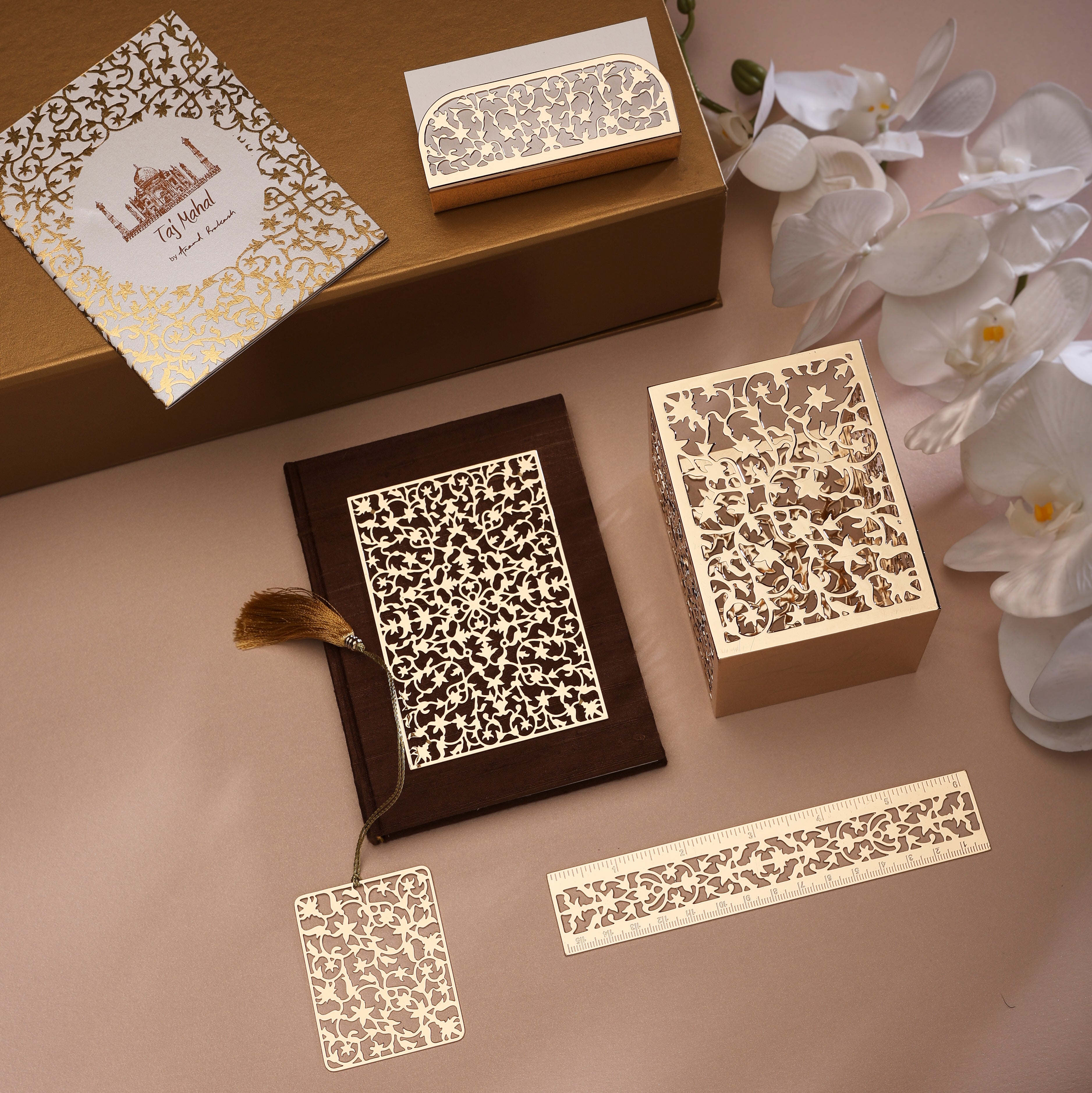 Taj Luxe Office Accessory Gift Box