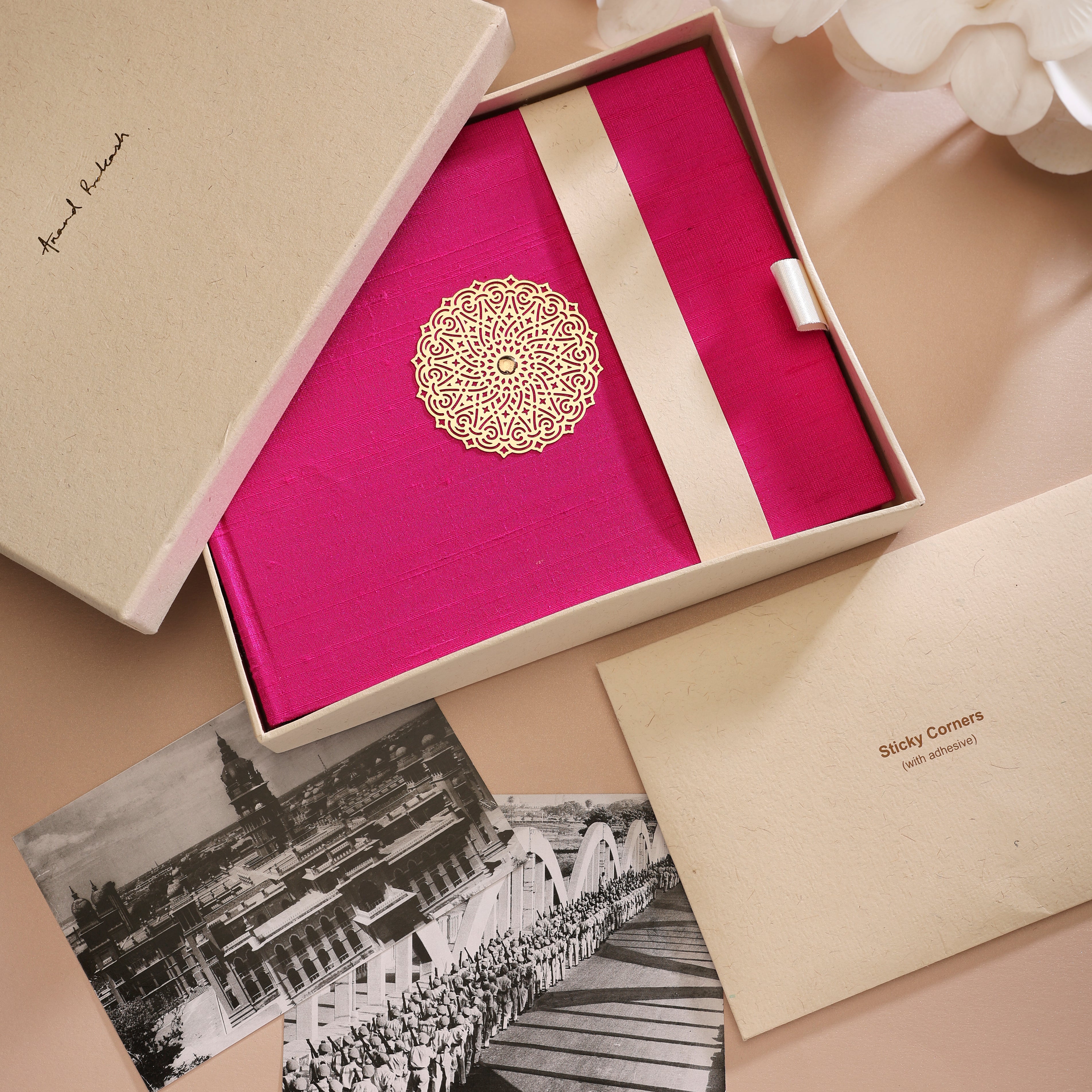 #Style_Fuschia Pink 22.7 x 18.5 cm (photo size: 5x7 inches - 40 photos)