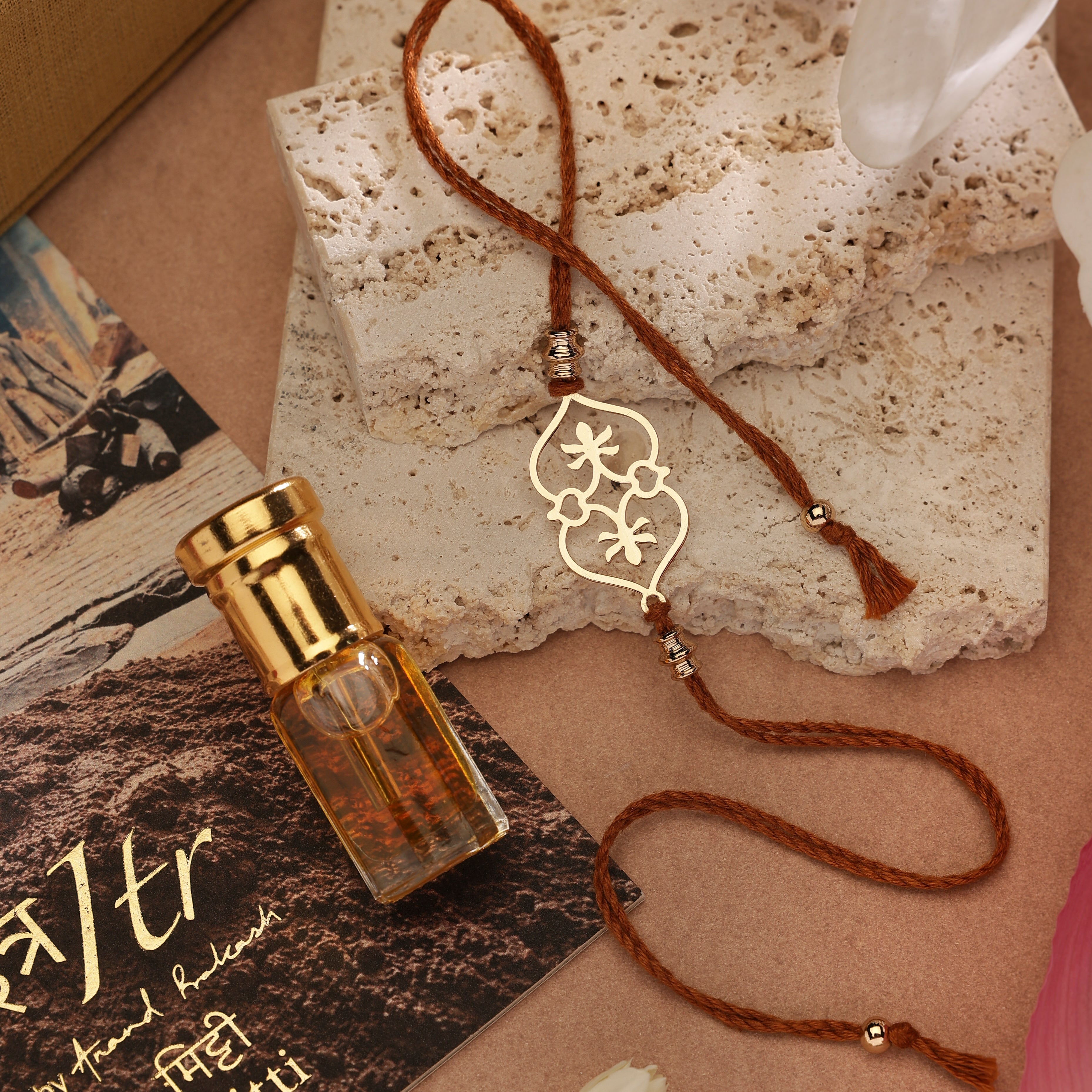 Rakhi Gift Box - Itr Mitti & Rakhi Rani
