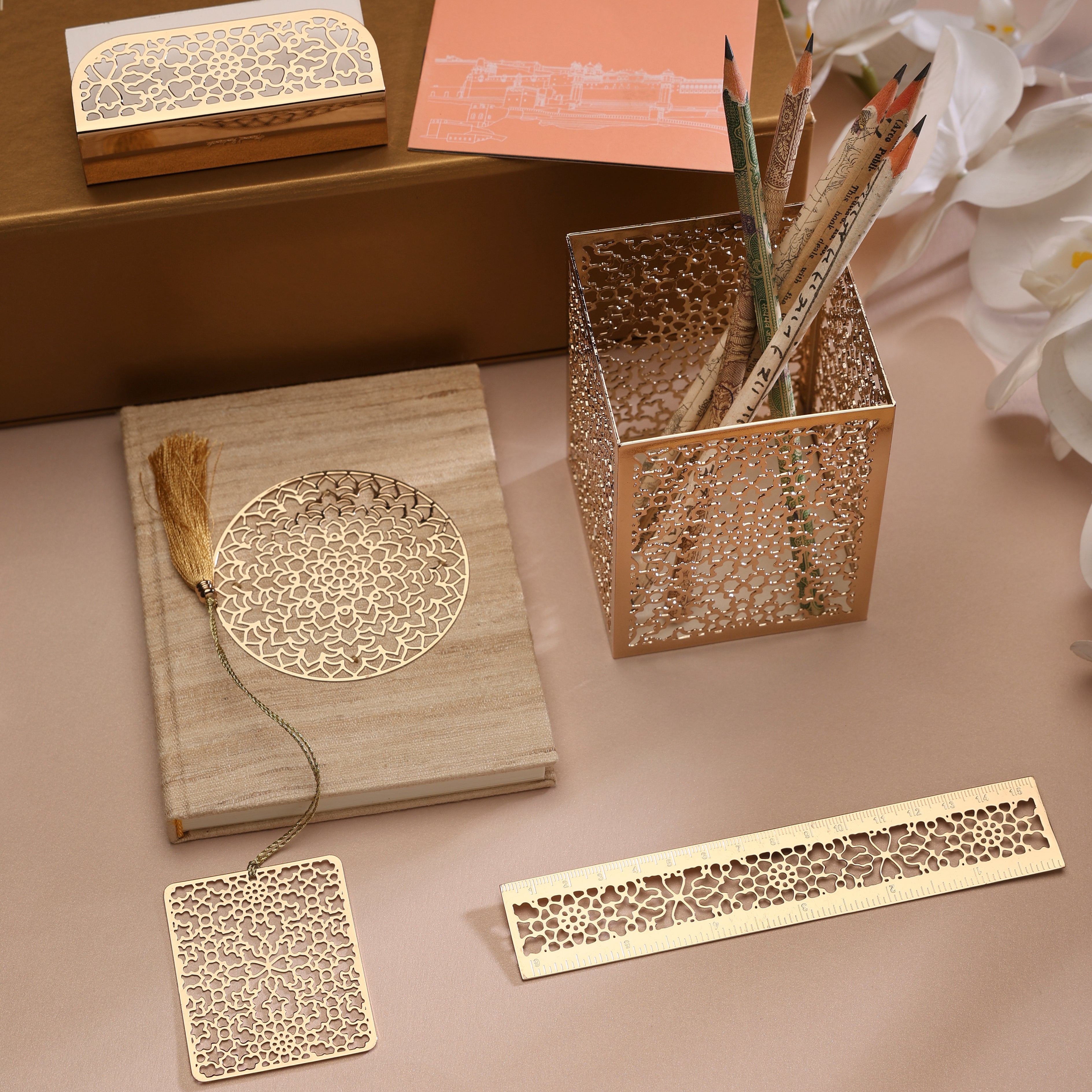 Amer Luxe Office Accessory Gift Box