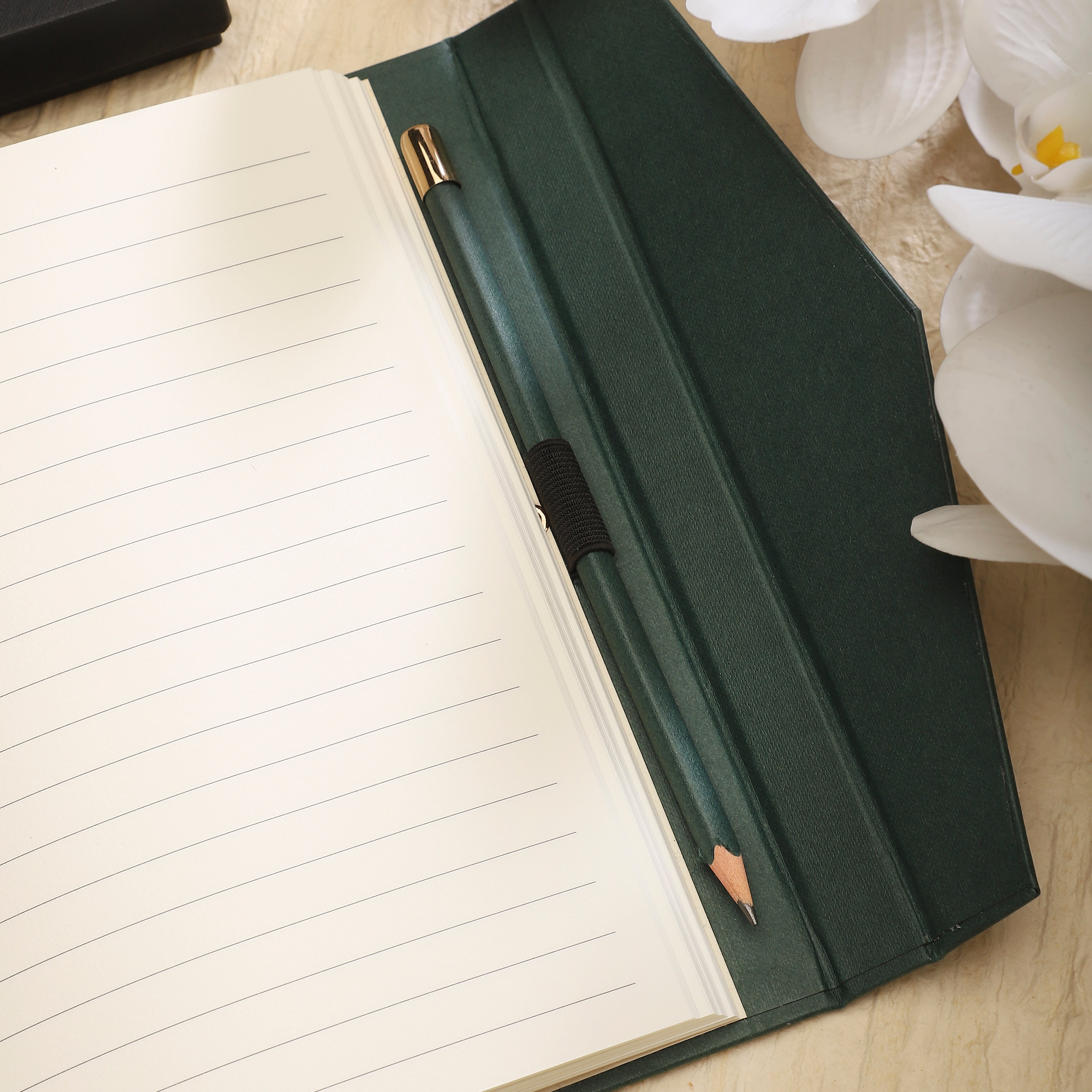 #Style_Pine Green Cover