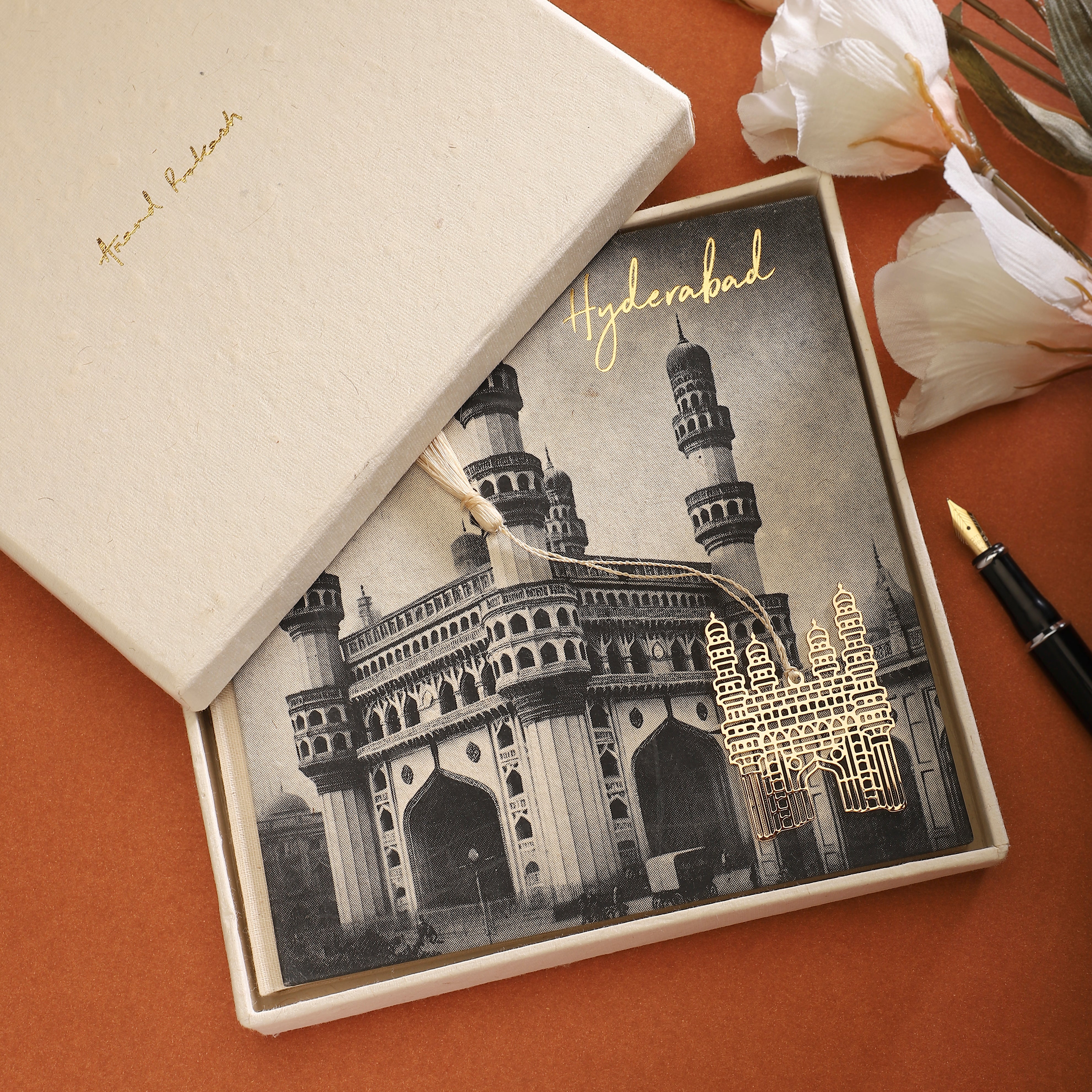 #Design_charminar