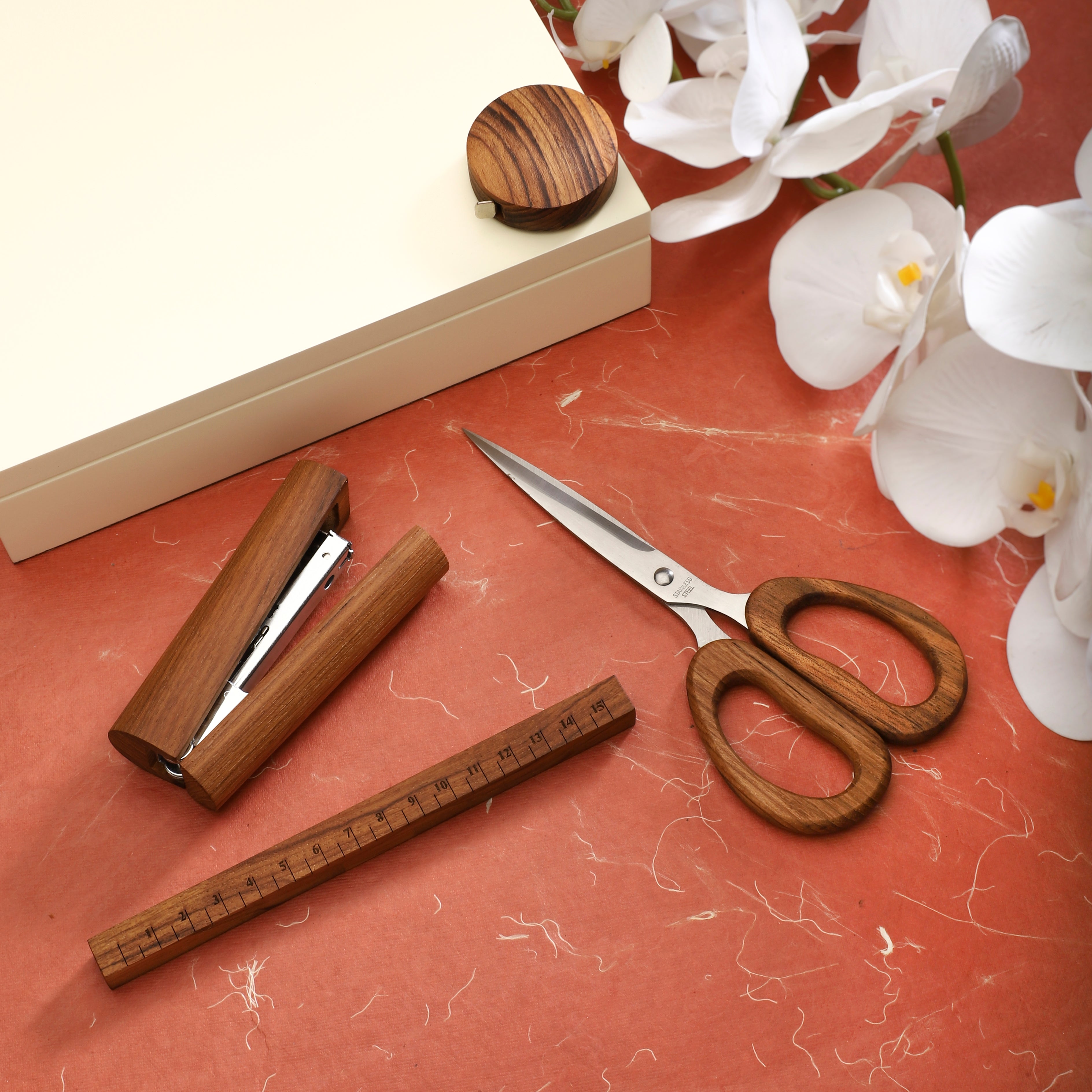 Teak Wood Office Accessory Set - Gift Box