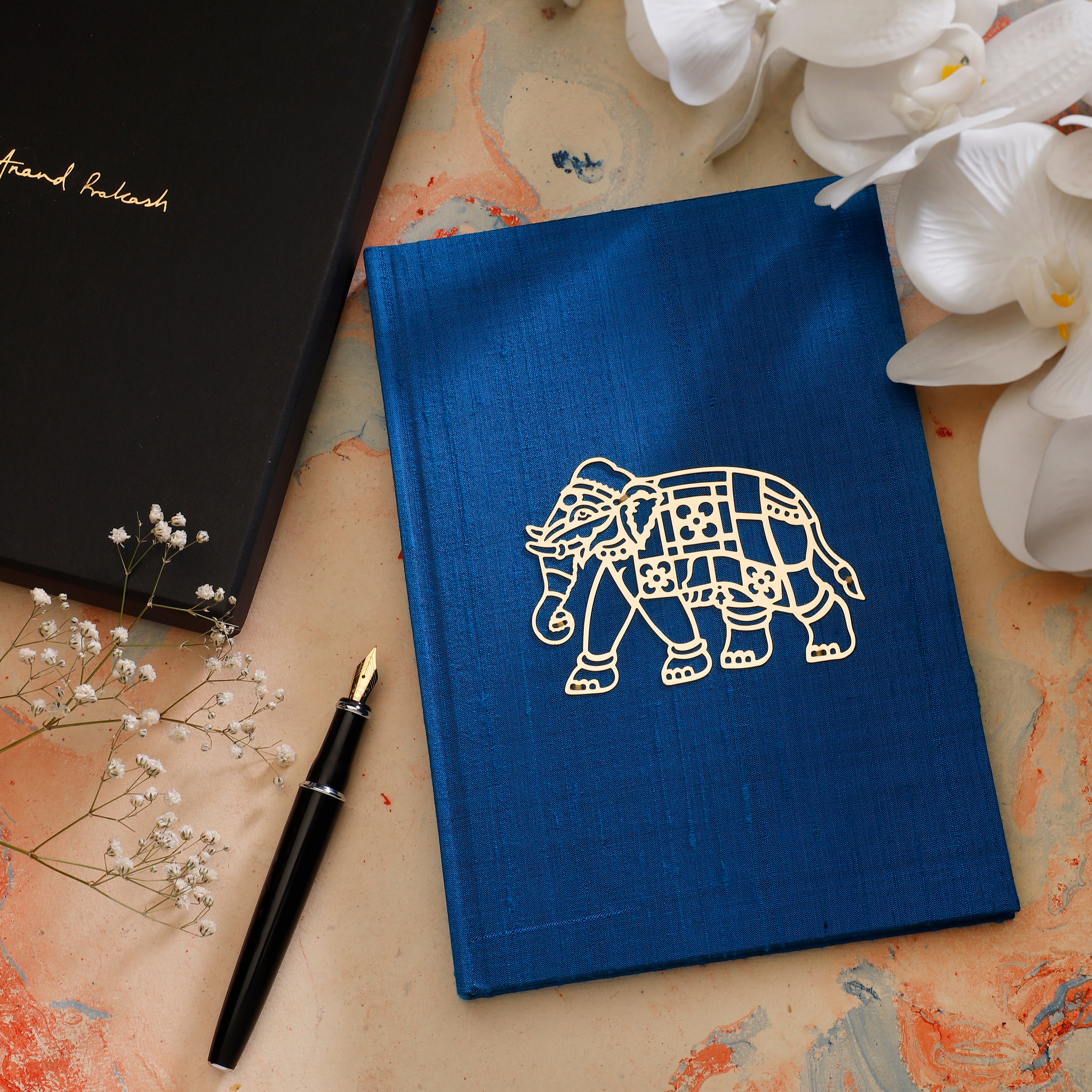 Journal Luxe Silk - Elephant Motif