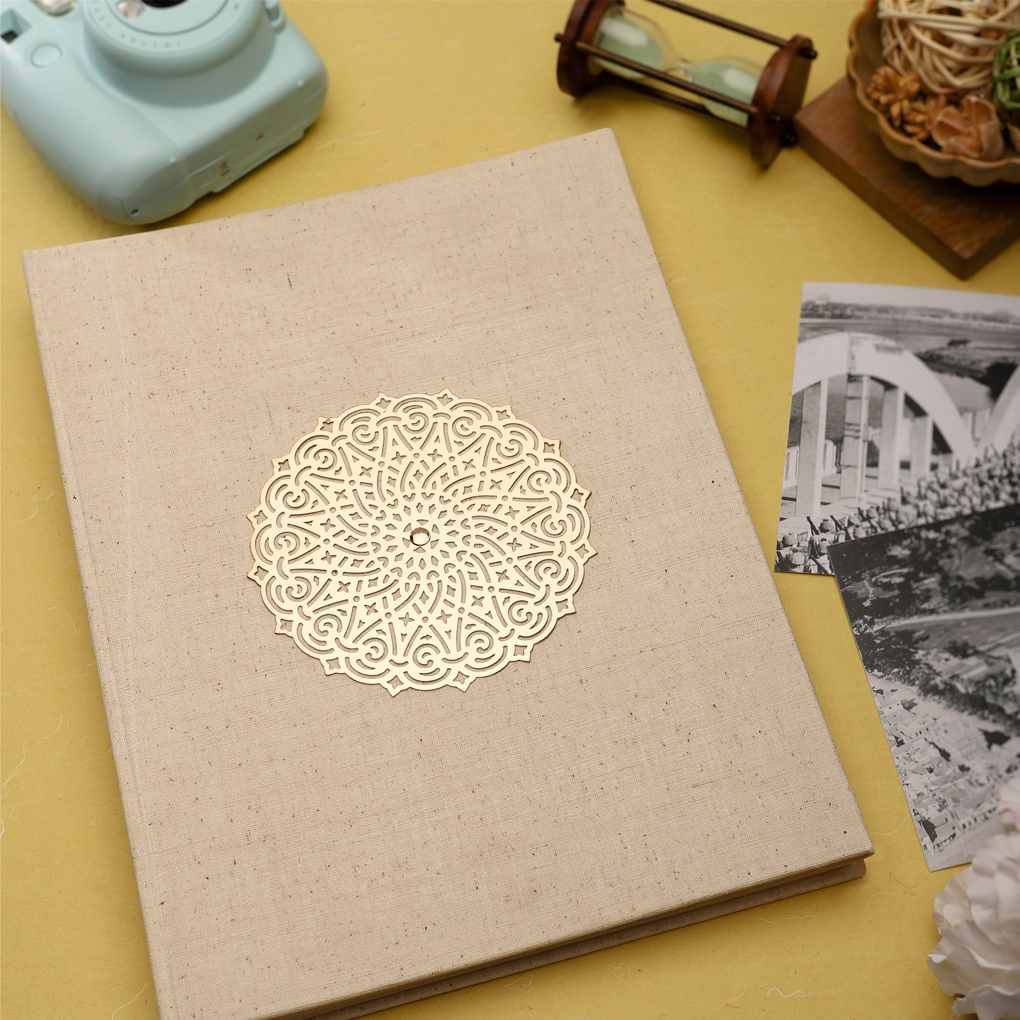 #size_Large 23.2 cm x 31.5 cm (photo size: 5x7 inches - 80 photos)