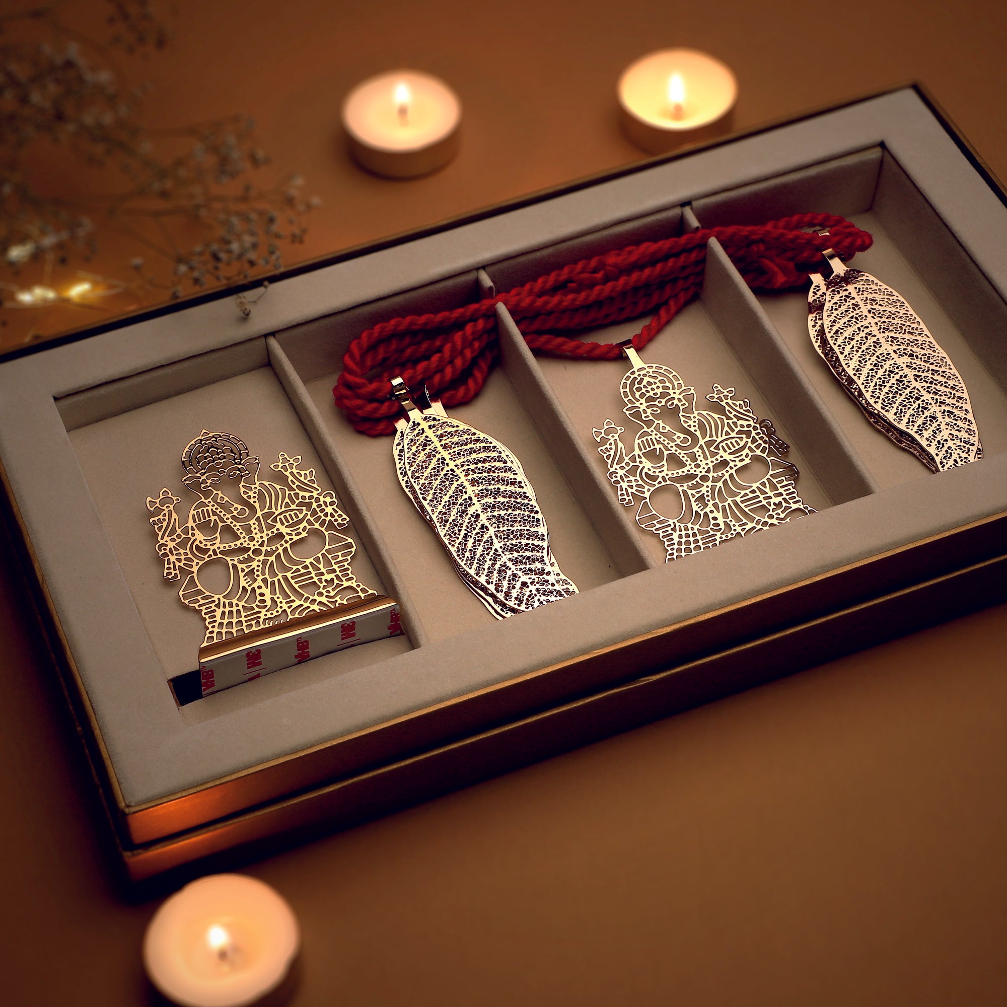 Gift Set - Sri Ganesha & Door Hanging