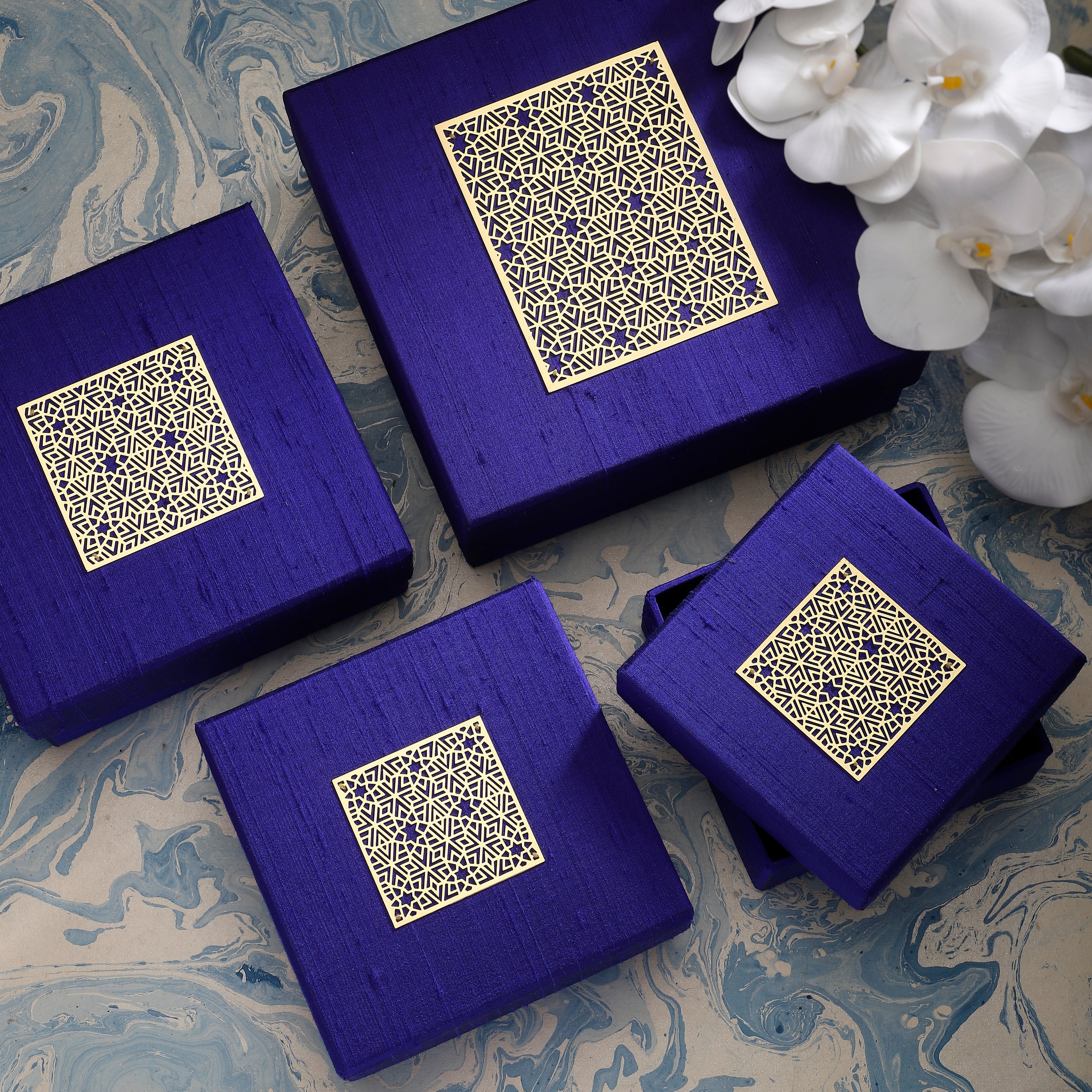 #style_Blue Silk
